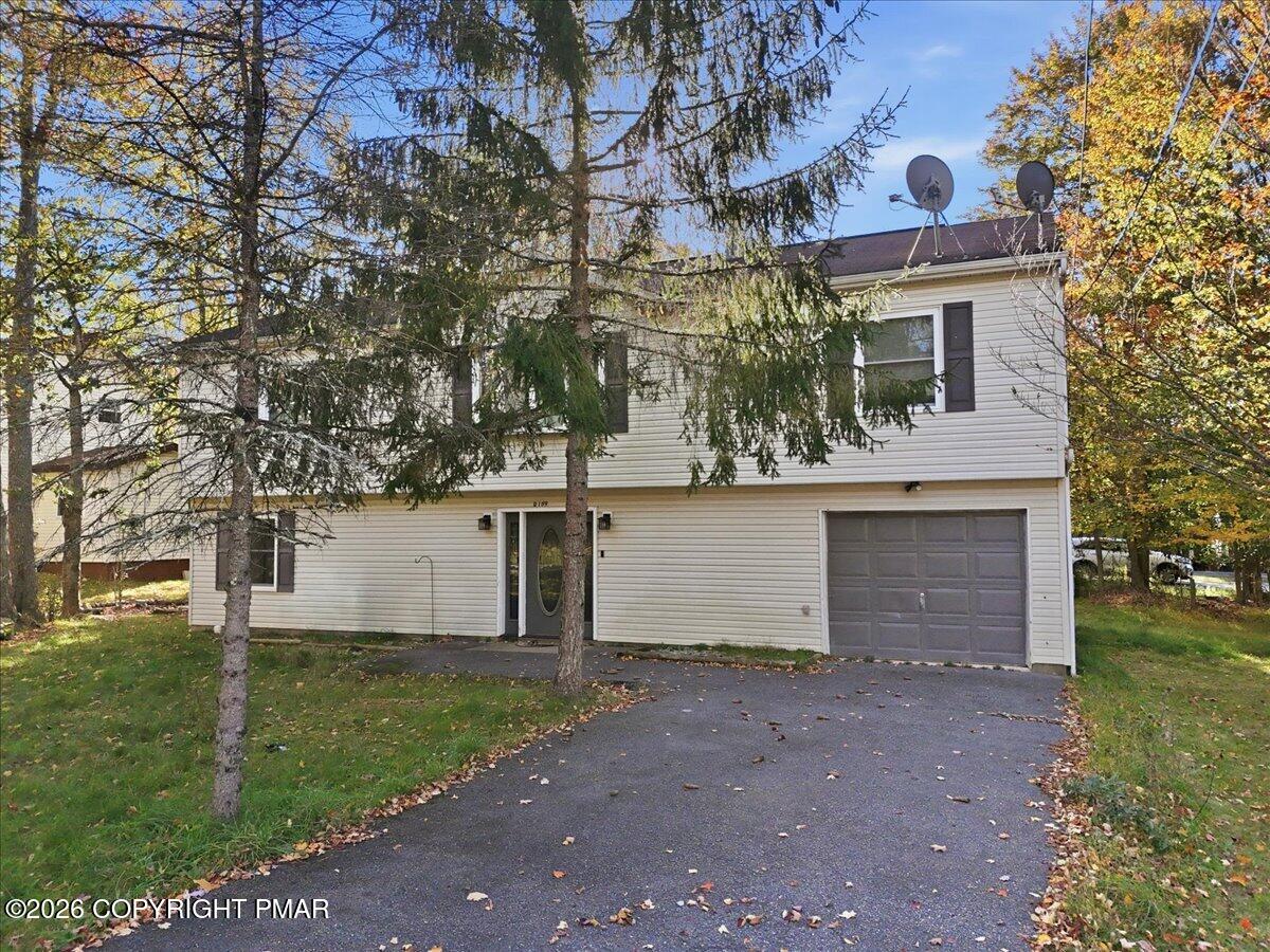 4587 Briarcliff Terrace Property Photo 1