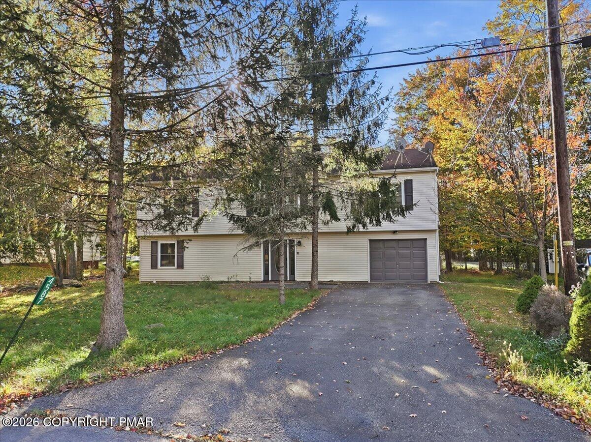 4587 Briarcliff Terrace Property Photo 2