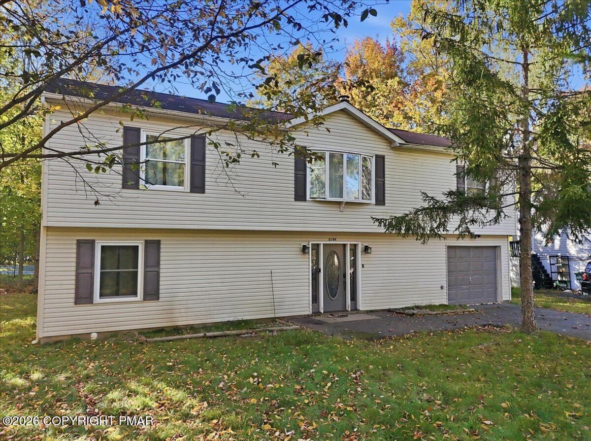 4587 Briarcliff Terrace Property Photo 4