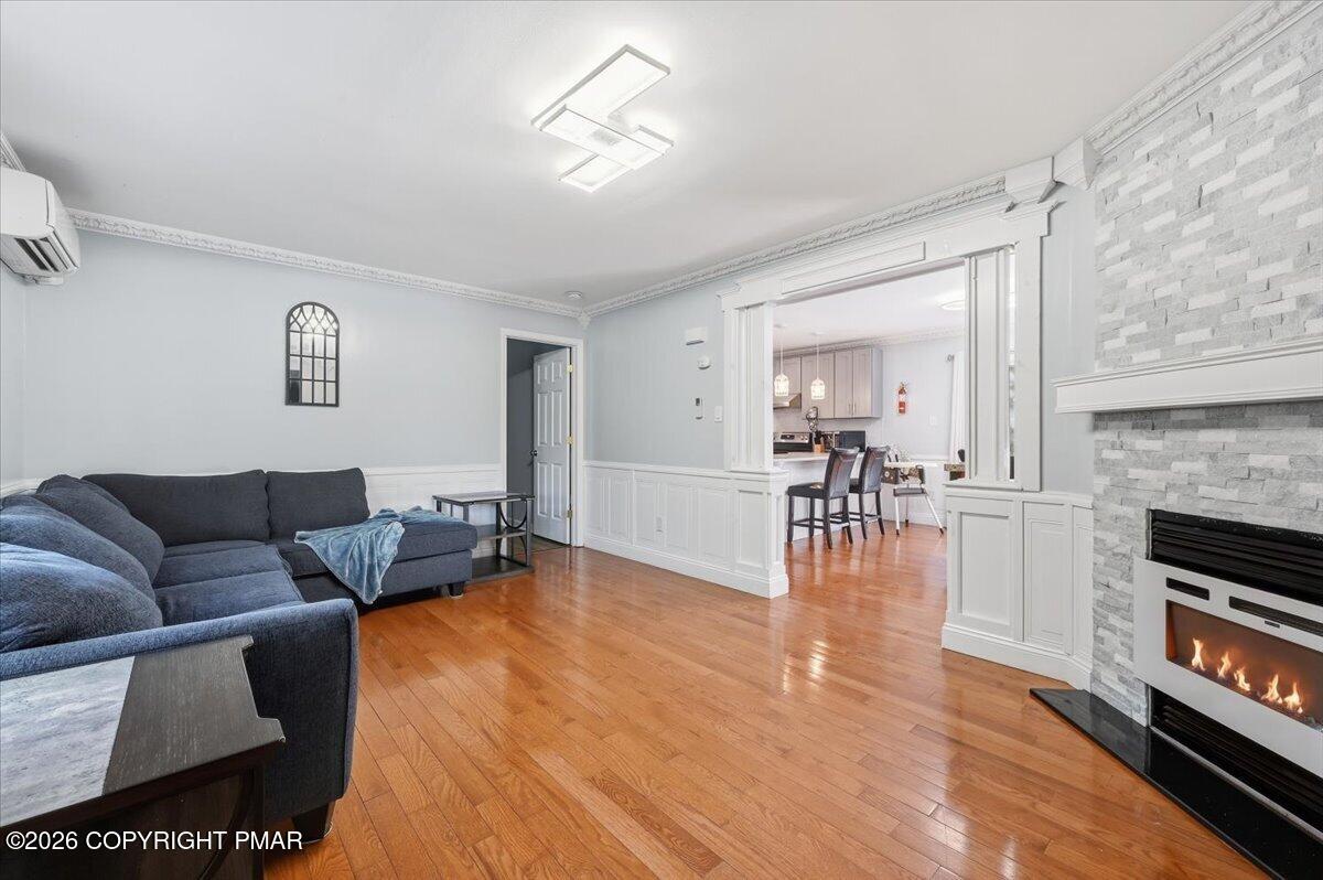 4587 Briarcliff Terrace Property Photo 13