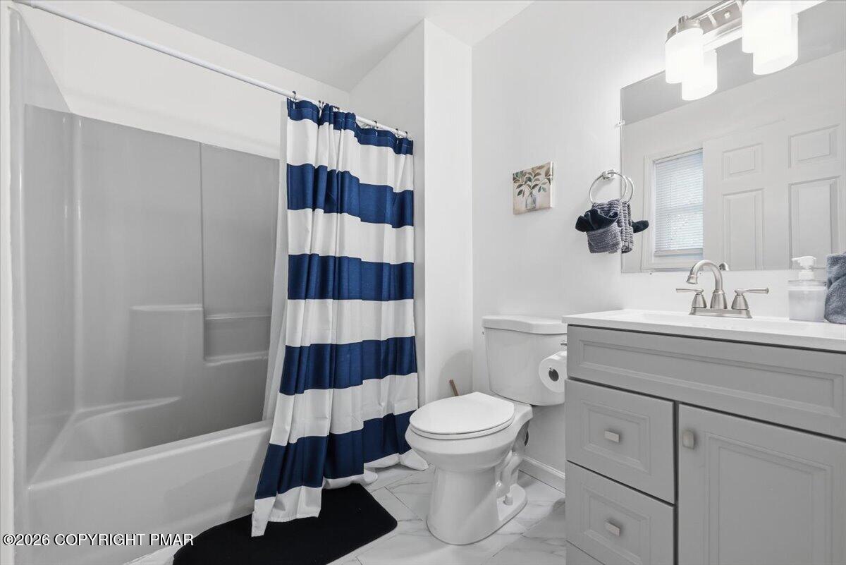 4587 Briarcliff Terrace Property Photo 37