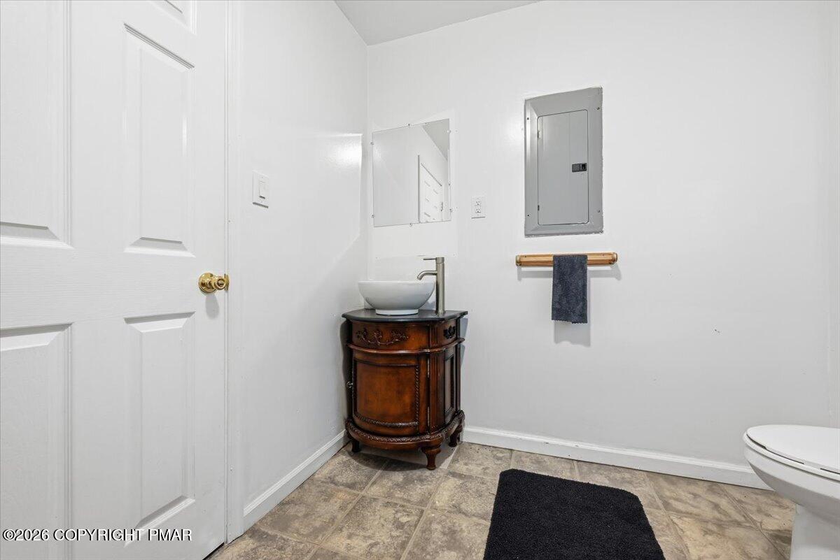 4587 Briarcliff Terrace Property Photo 54