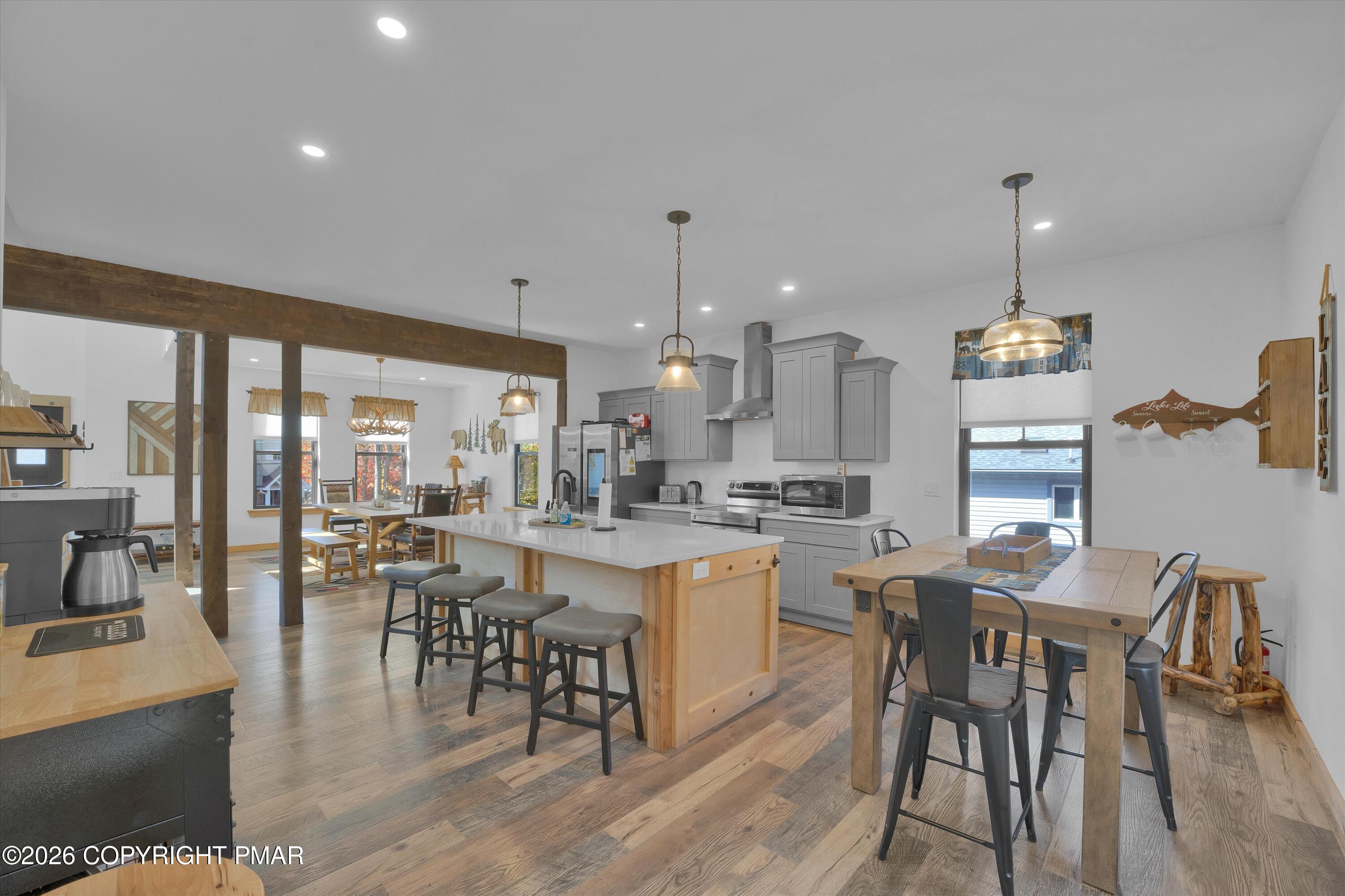 7669 Lake Shore Drive Property Photo 15