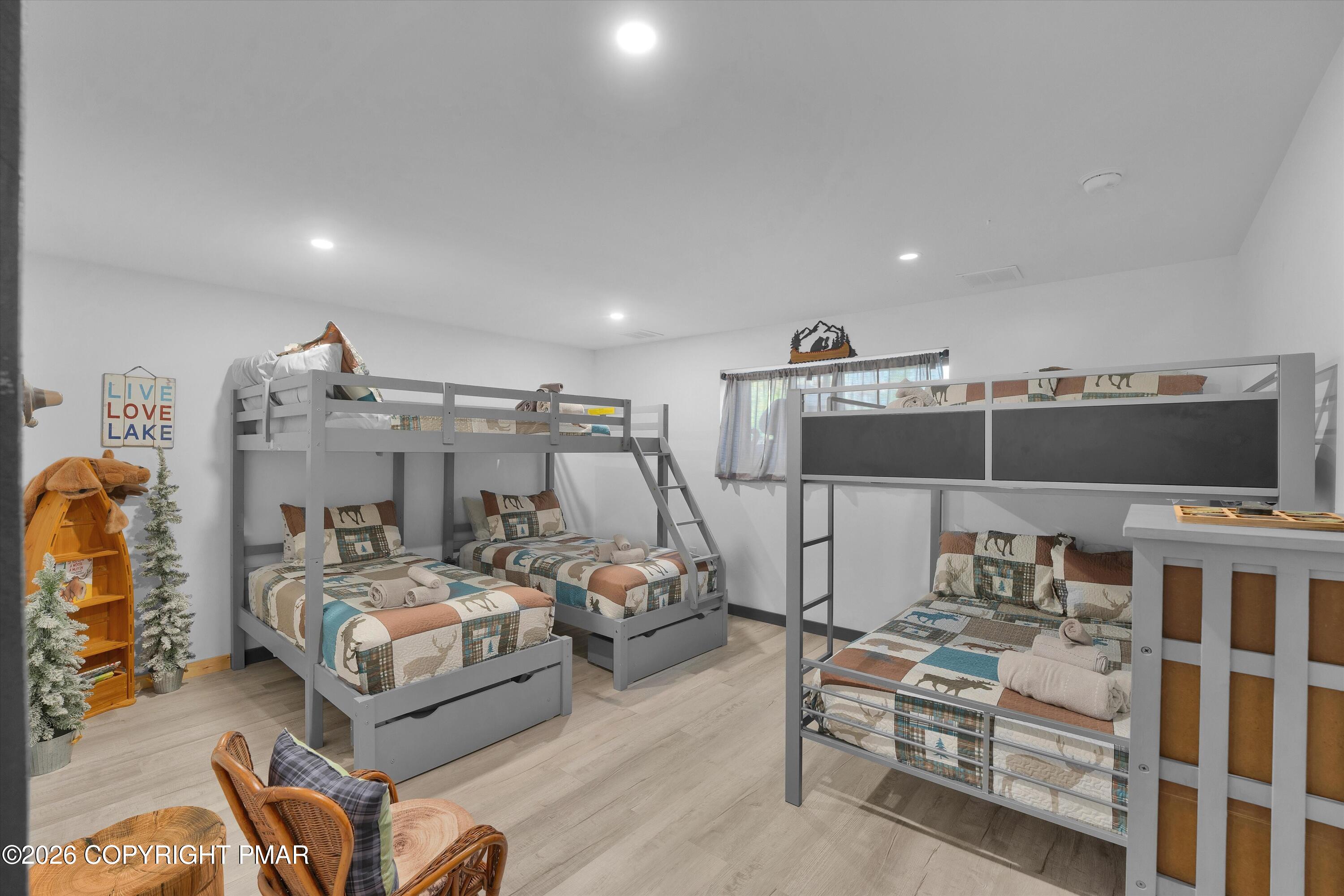 7669 Lake Shore Drive Property Photo 26