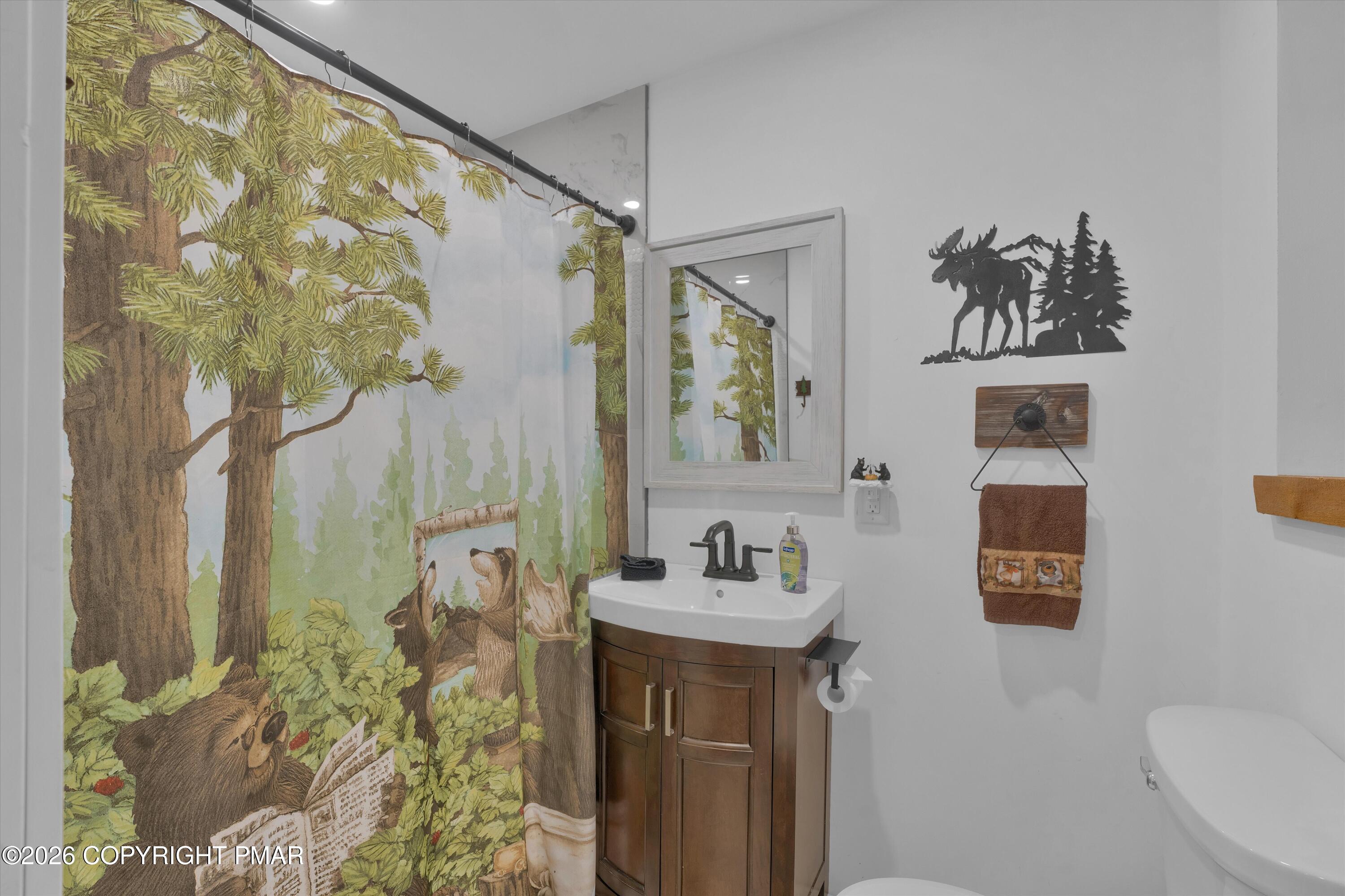 7669 Lake Shore Drive Property Photo 31