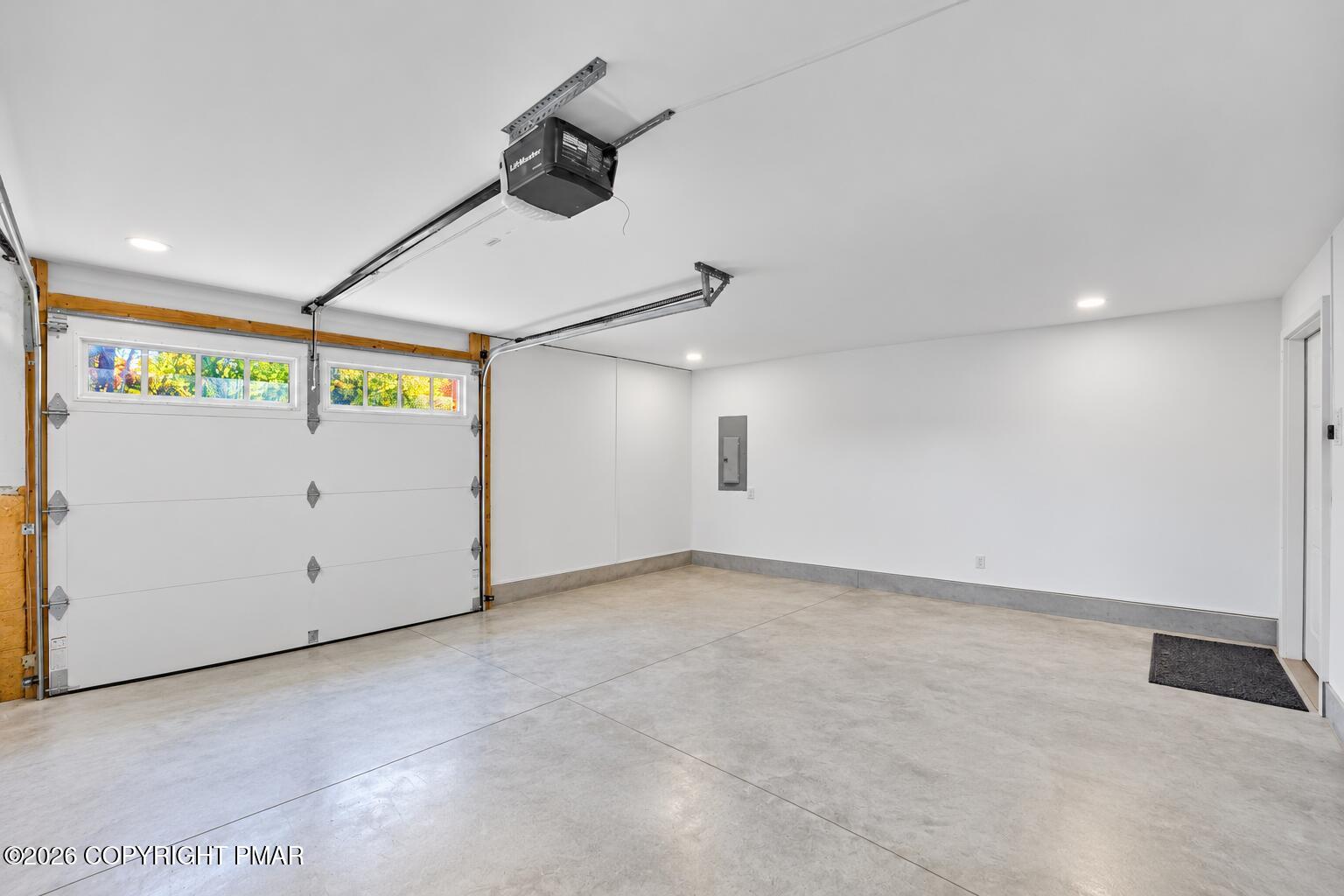 7669 Lake Shore Drive Property Photo 32