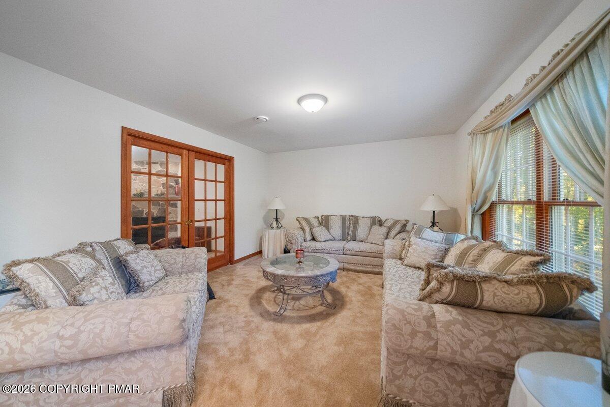 156 Spruce Run Drive Property Photo 7