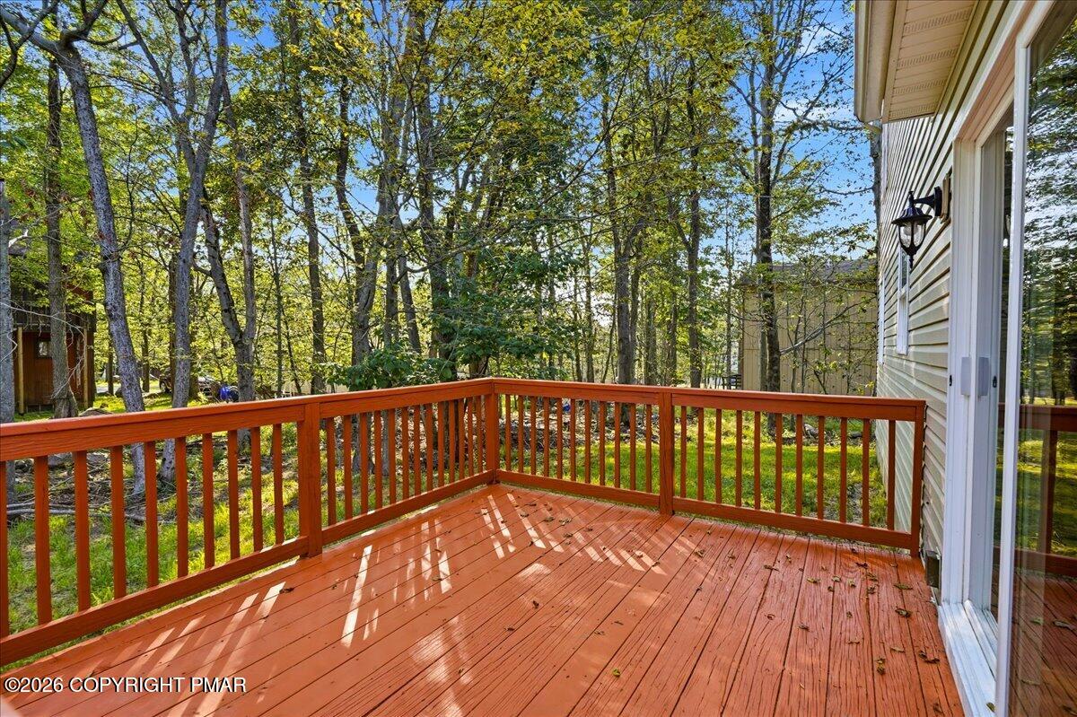 1070 Country Place Drive Property Photo 6