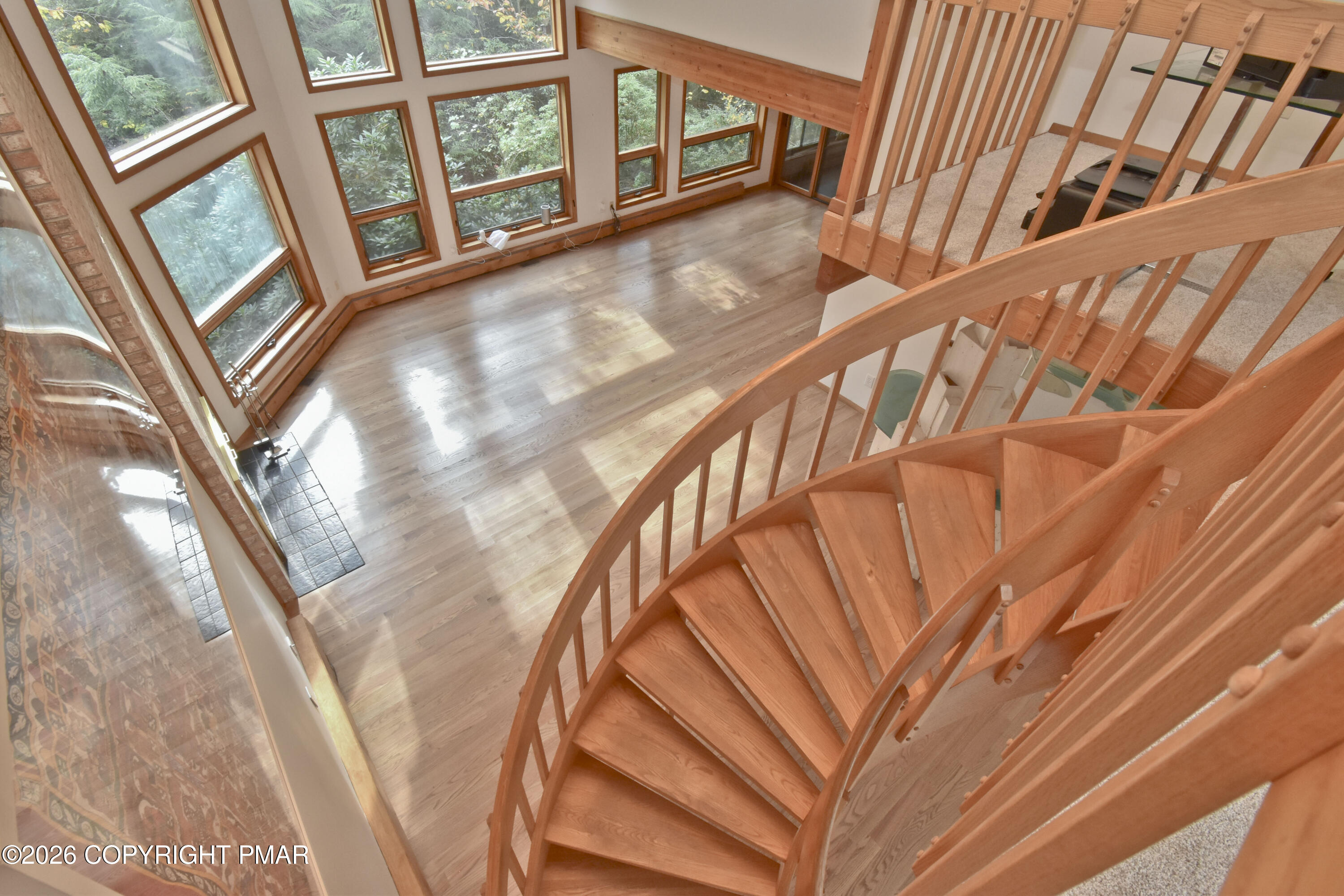 218 Larch Oval Property Photo 10