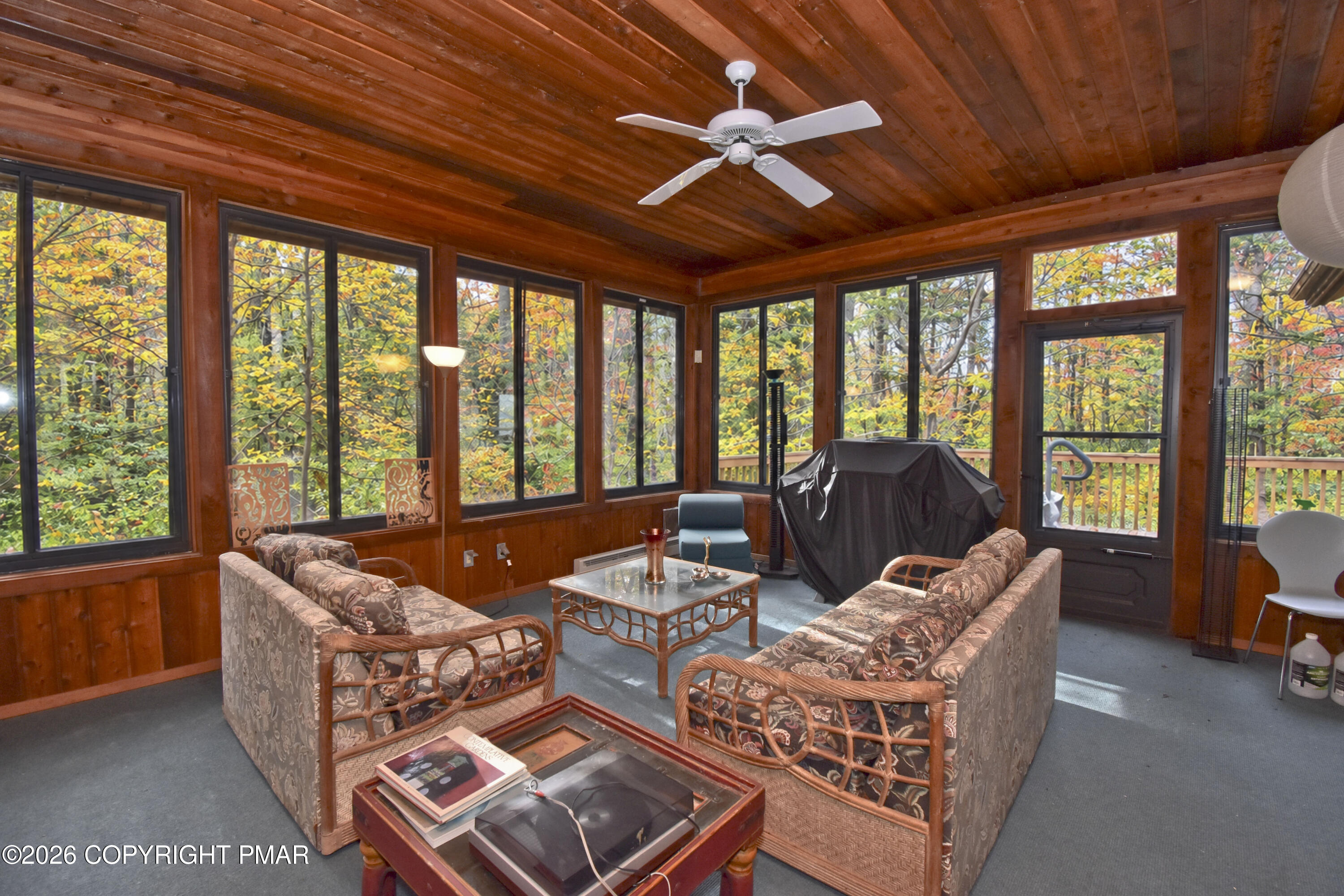 218 Larch Oval Property Photo 29