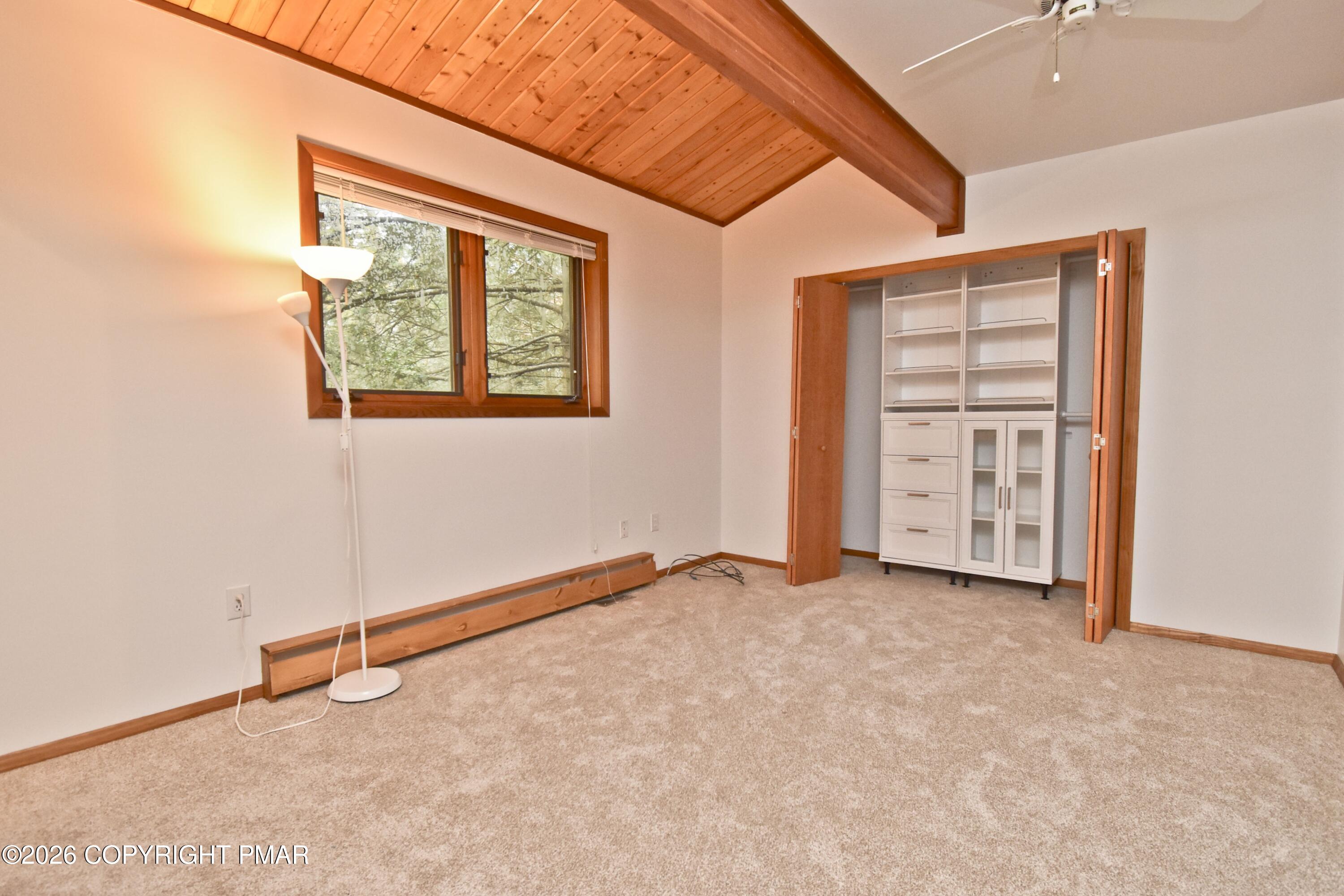 218 Larch Oval Property Photo 30