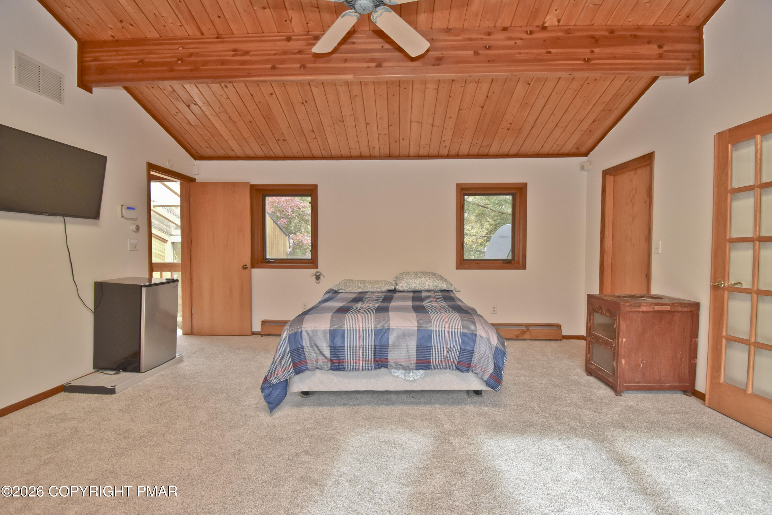 218 Larch Oval Property Photo 43