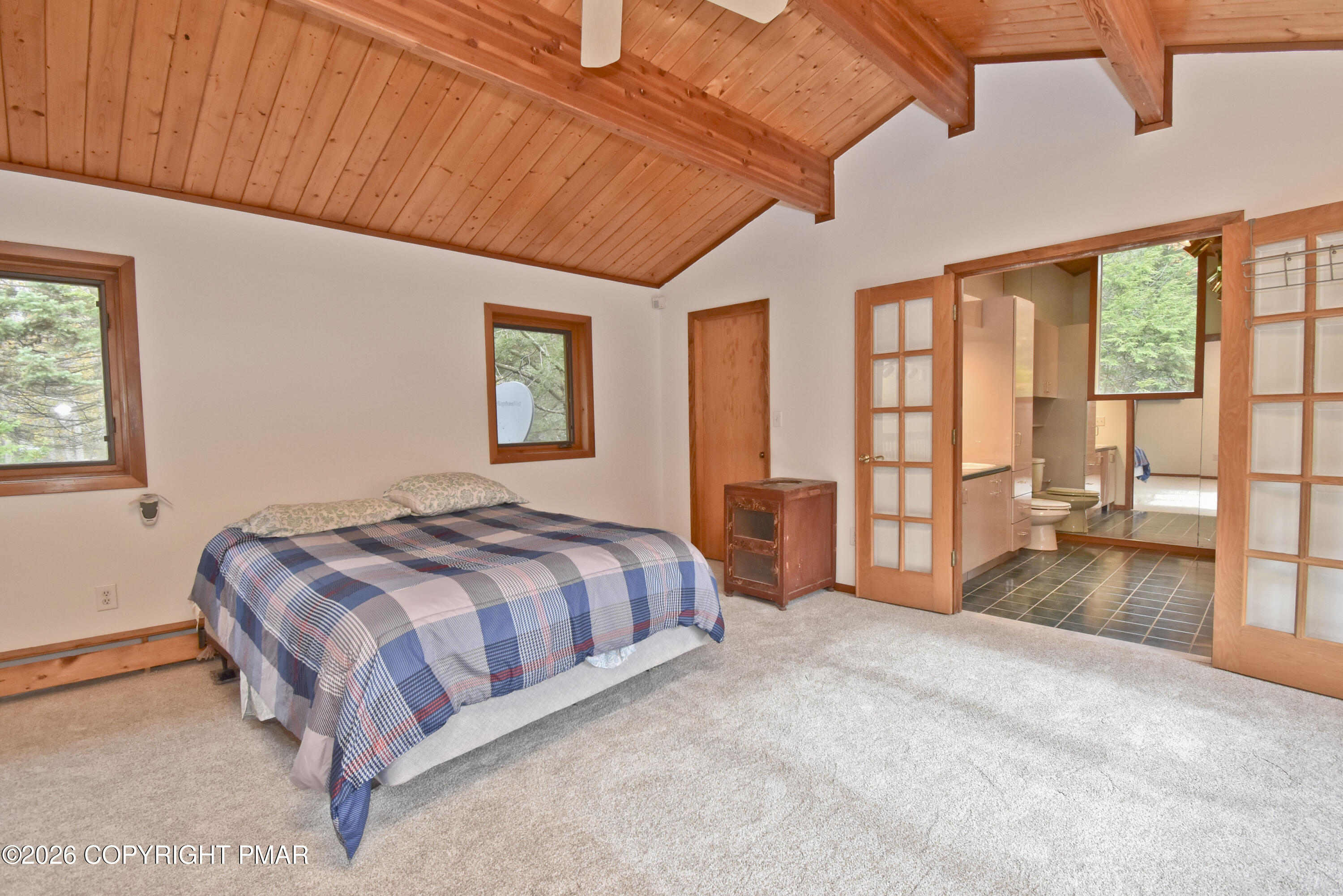 218 Larch Oval Property Photo 44