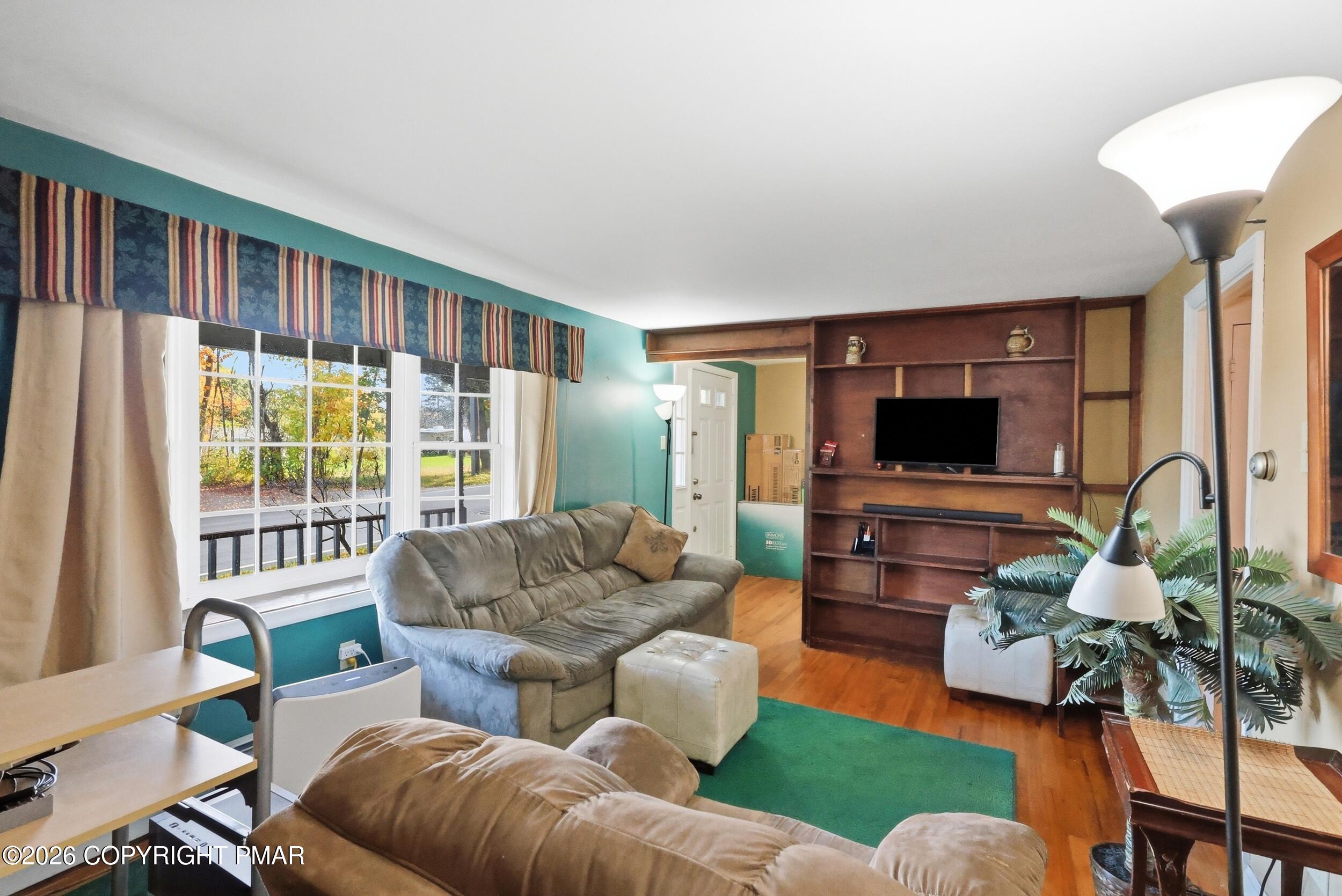 1615 Church Street Property Photo 3