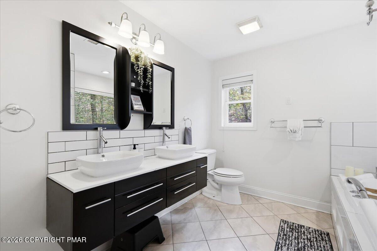 4115 Rosetree Circle Property Photo 24