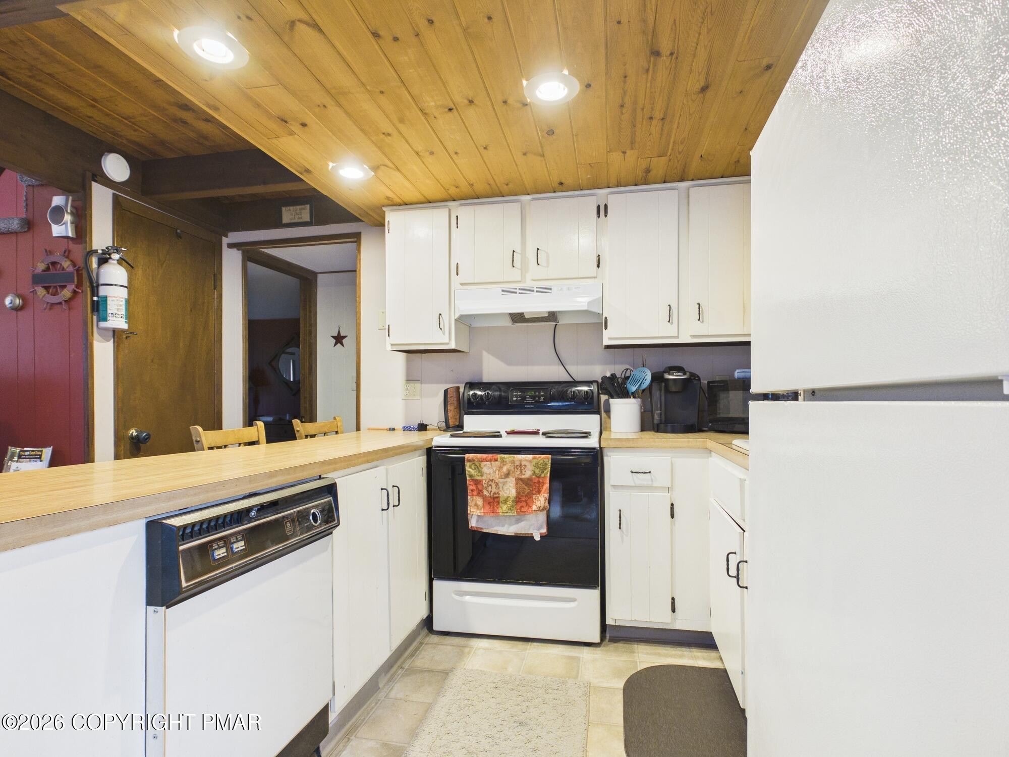 222 Paxinos Drive Property Photo 12