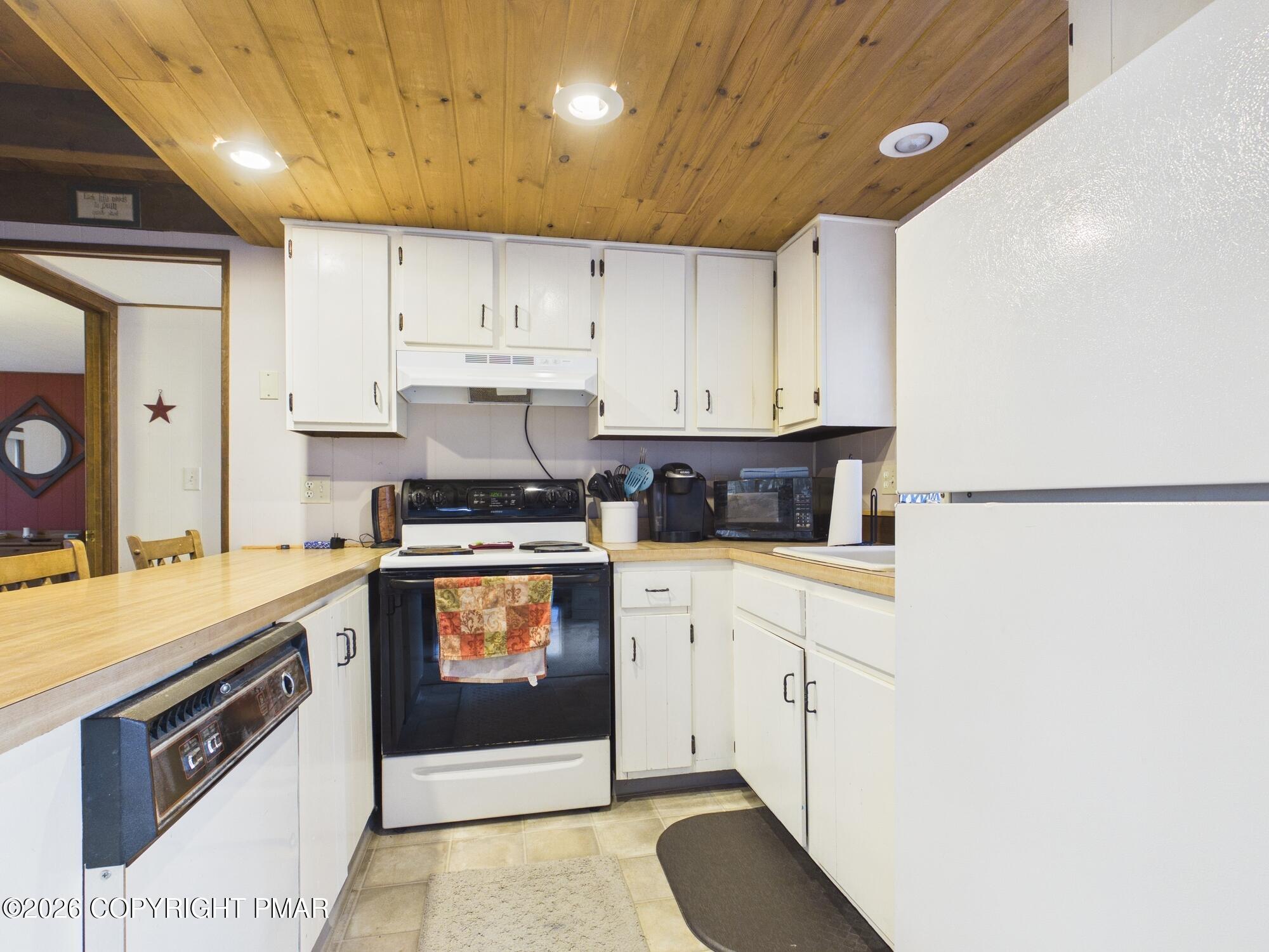 222 Paxinos Drive Property Photo 13