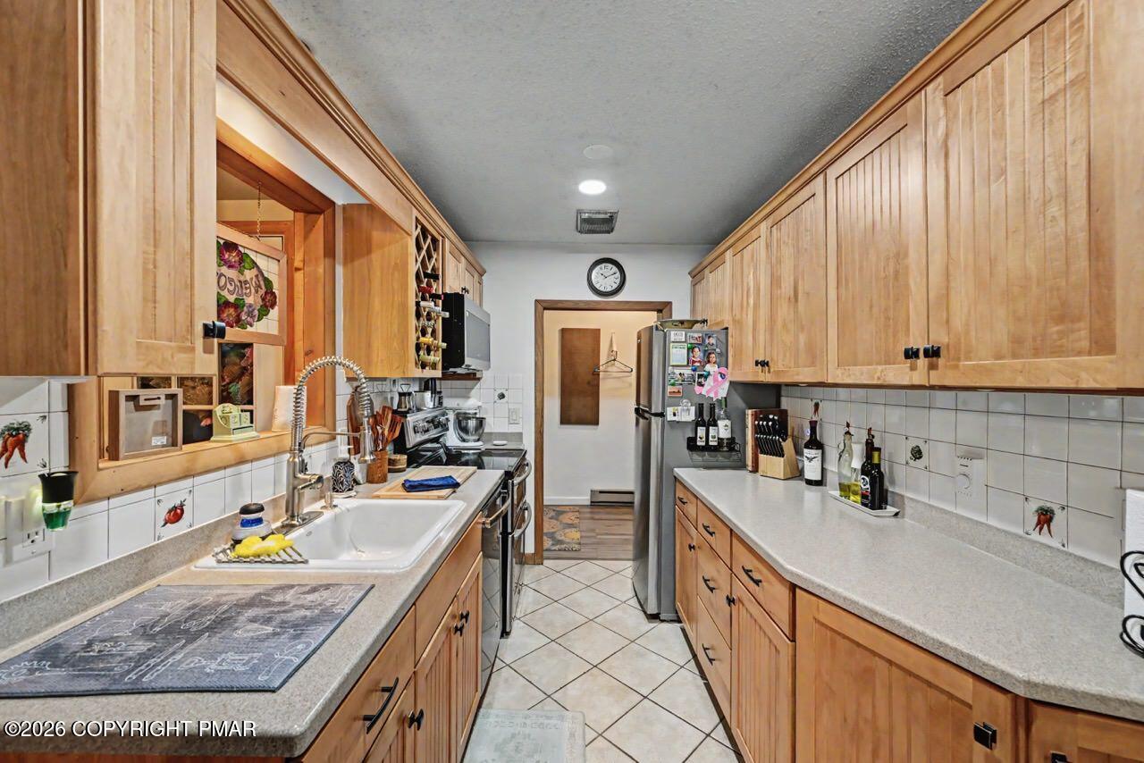 3123 Lewis Crown Drive Property Photo 19