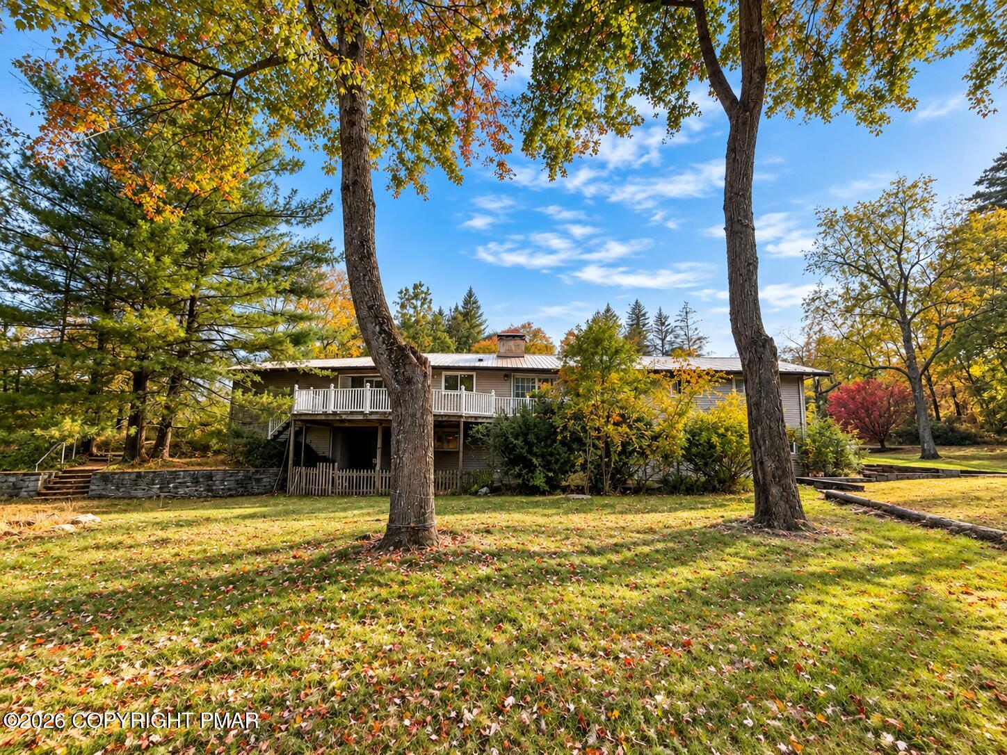 222 Lily Street Property Photo 4