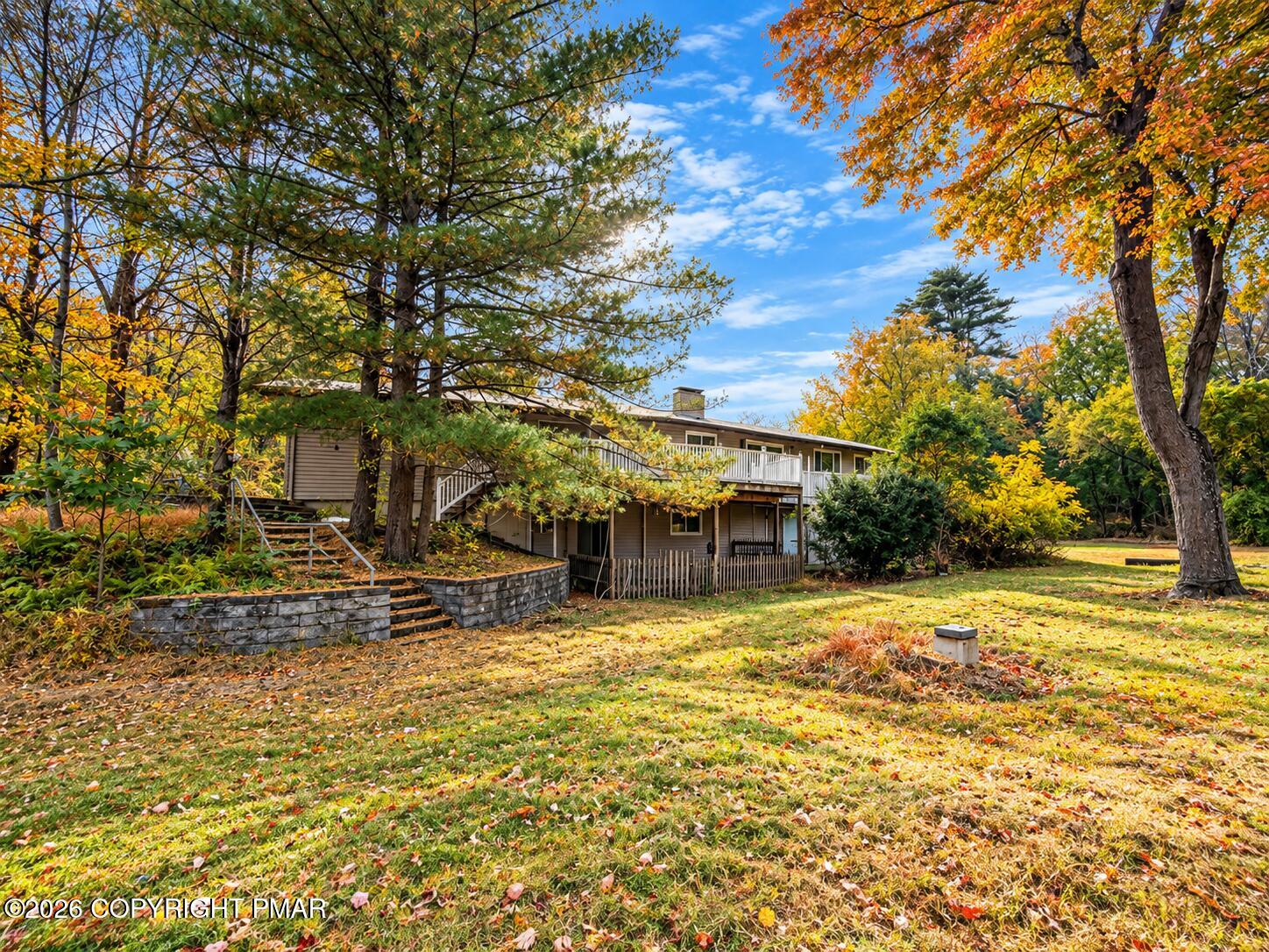 222 Lily Street Property Photo 5