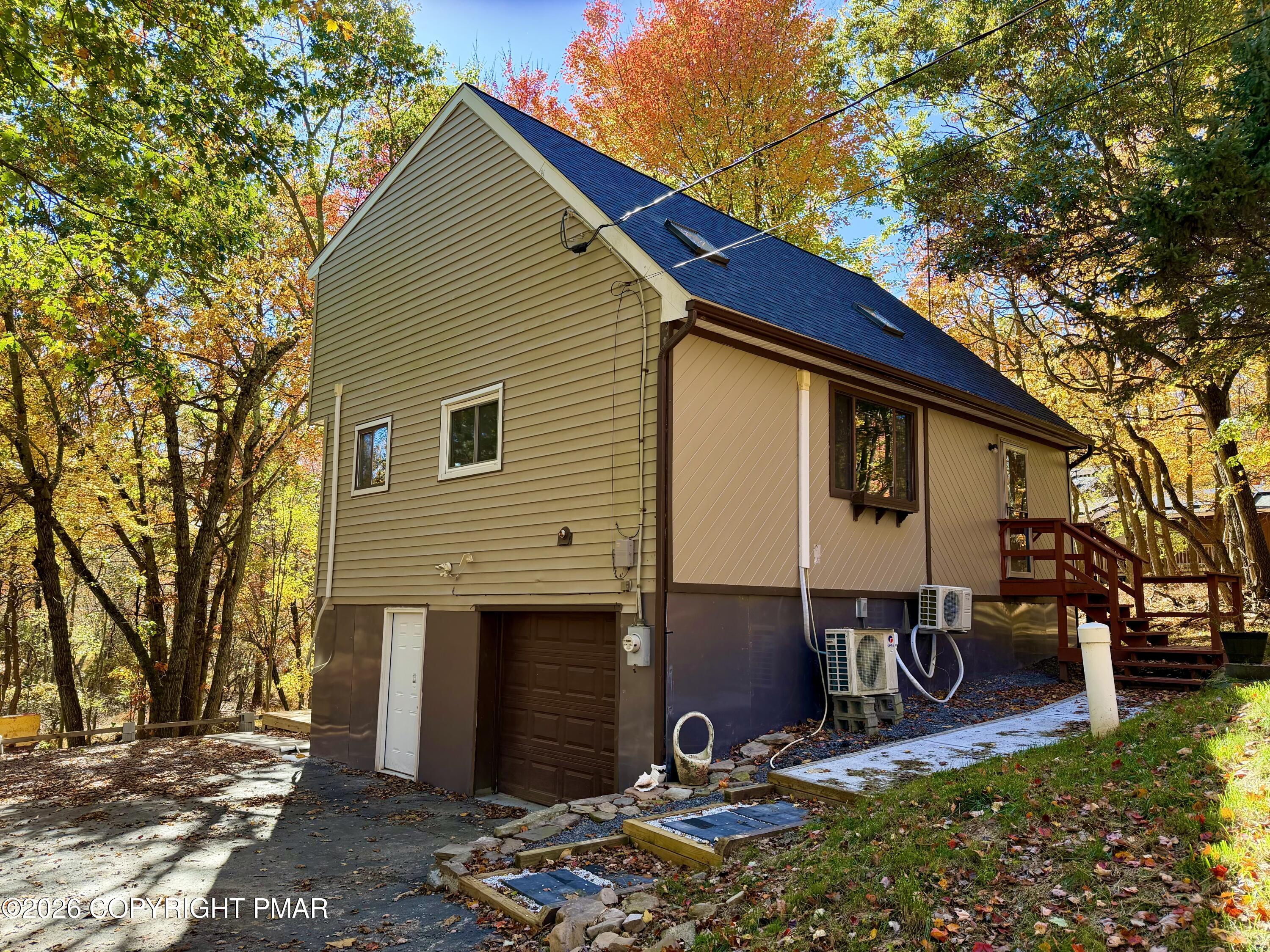 527 Clearview Drive Property Photo 1
