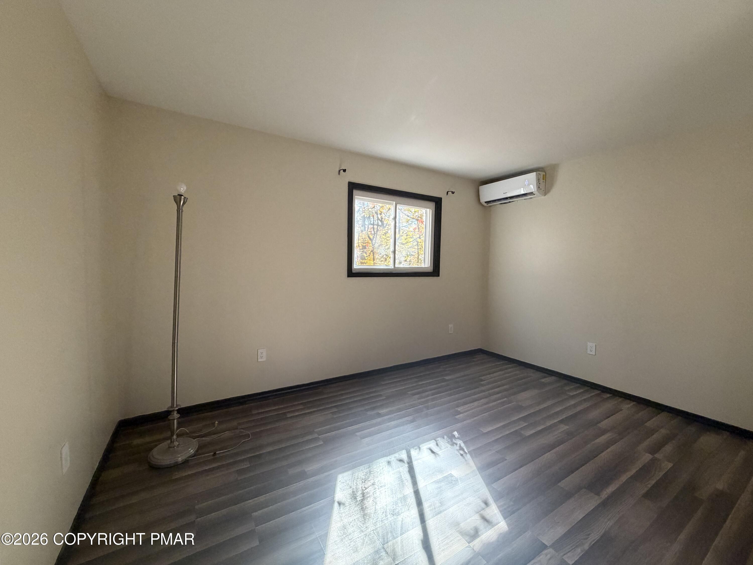 527 Clearview Drive Property Photo 17