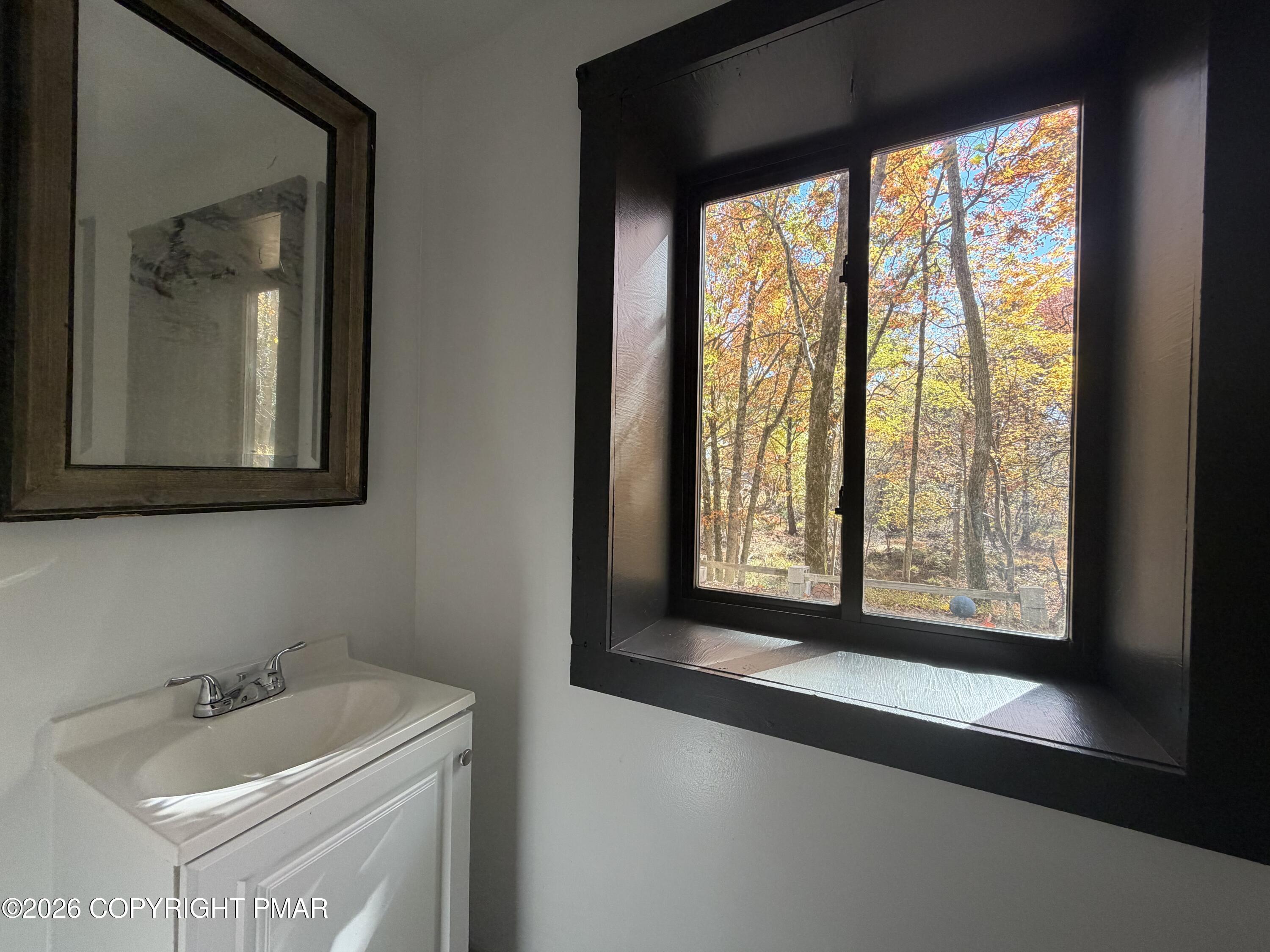 527 Clearview Drive Property Photo 18
