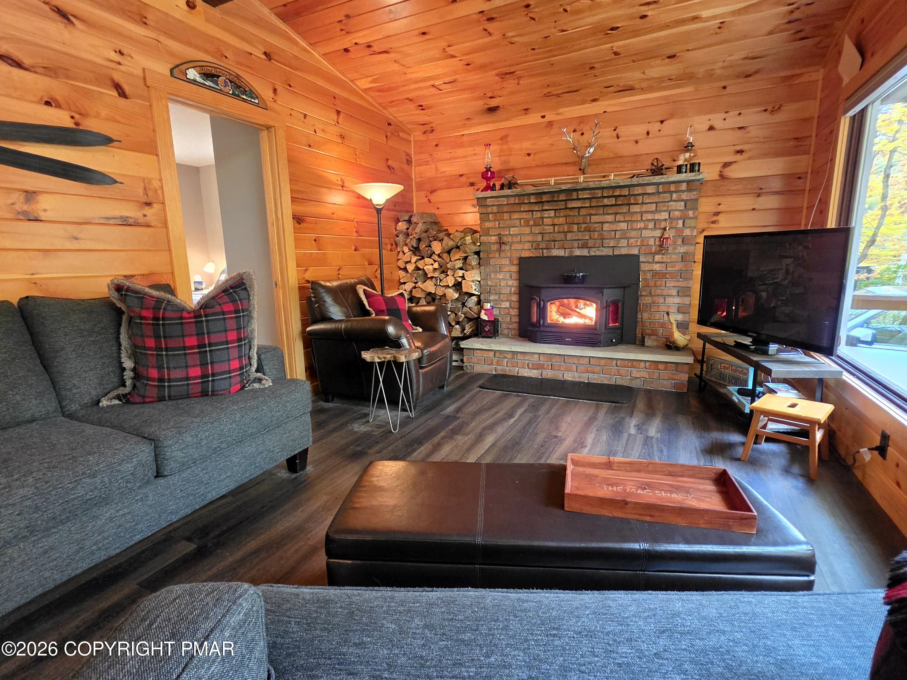18 Boxwood Circle Property Photo 7