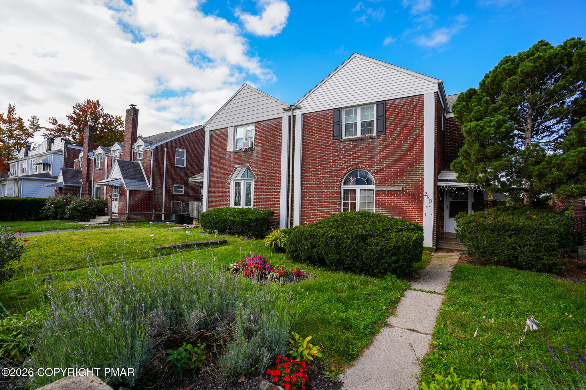 220 S 18th Street Property Photo 2