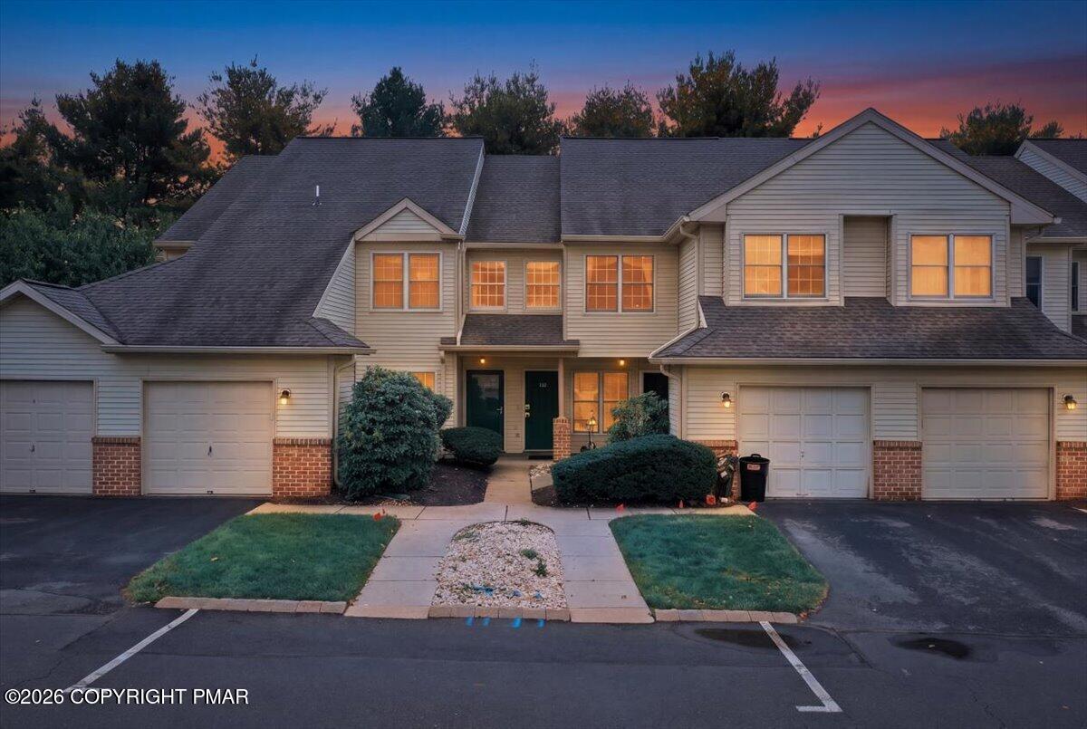 112 Lindfield Circle Property Photo 2