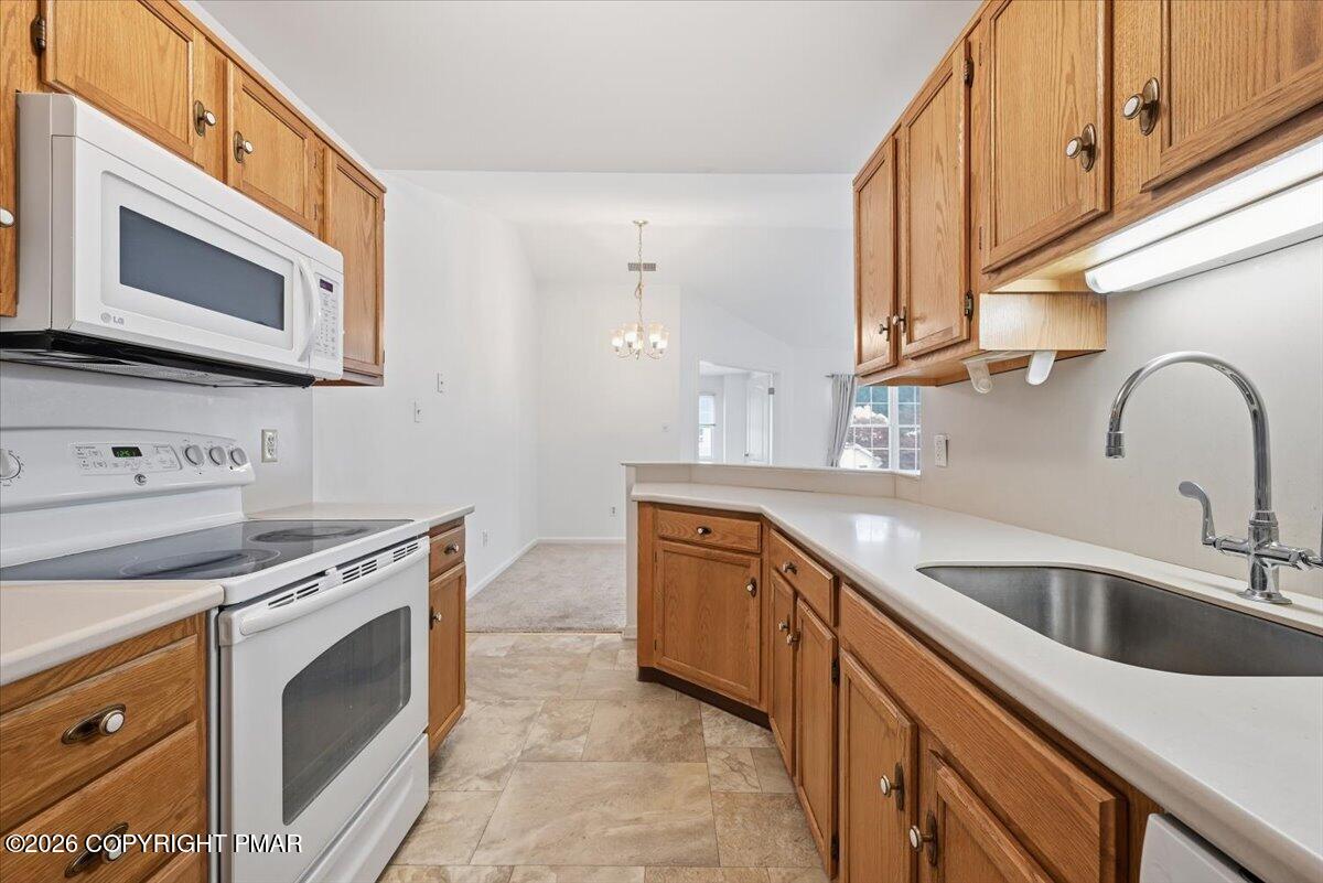 112 Lindfield Circle Property Photo 17
