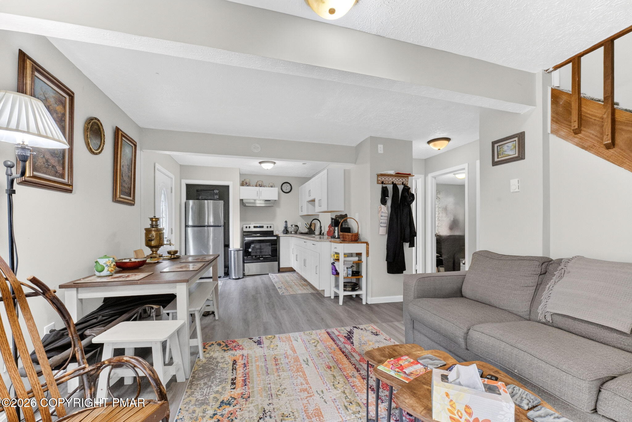 2027 Skyview Terrace Property Photo 5