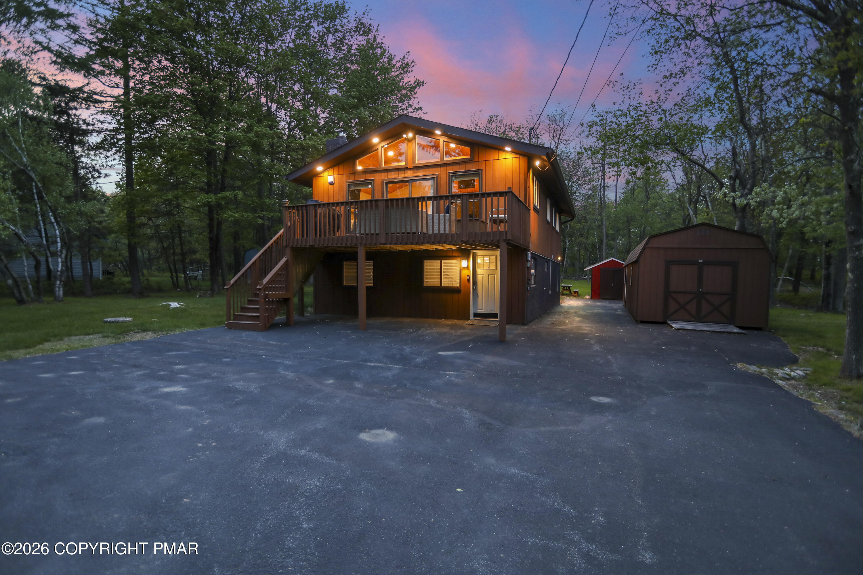 245 Ash Drive Property Photo 2