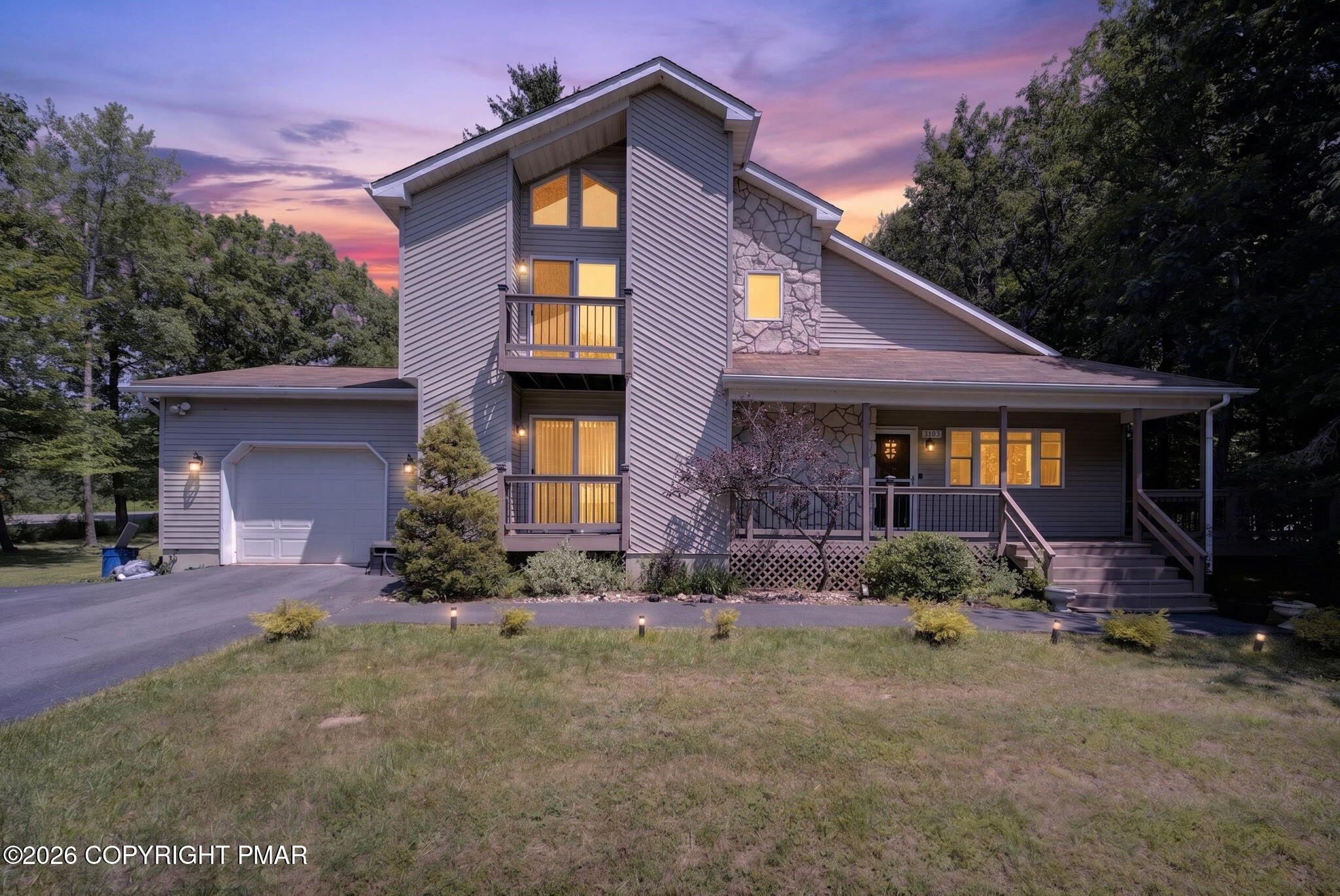 3103 Evergreen Circle Property Photo 1