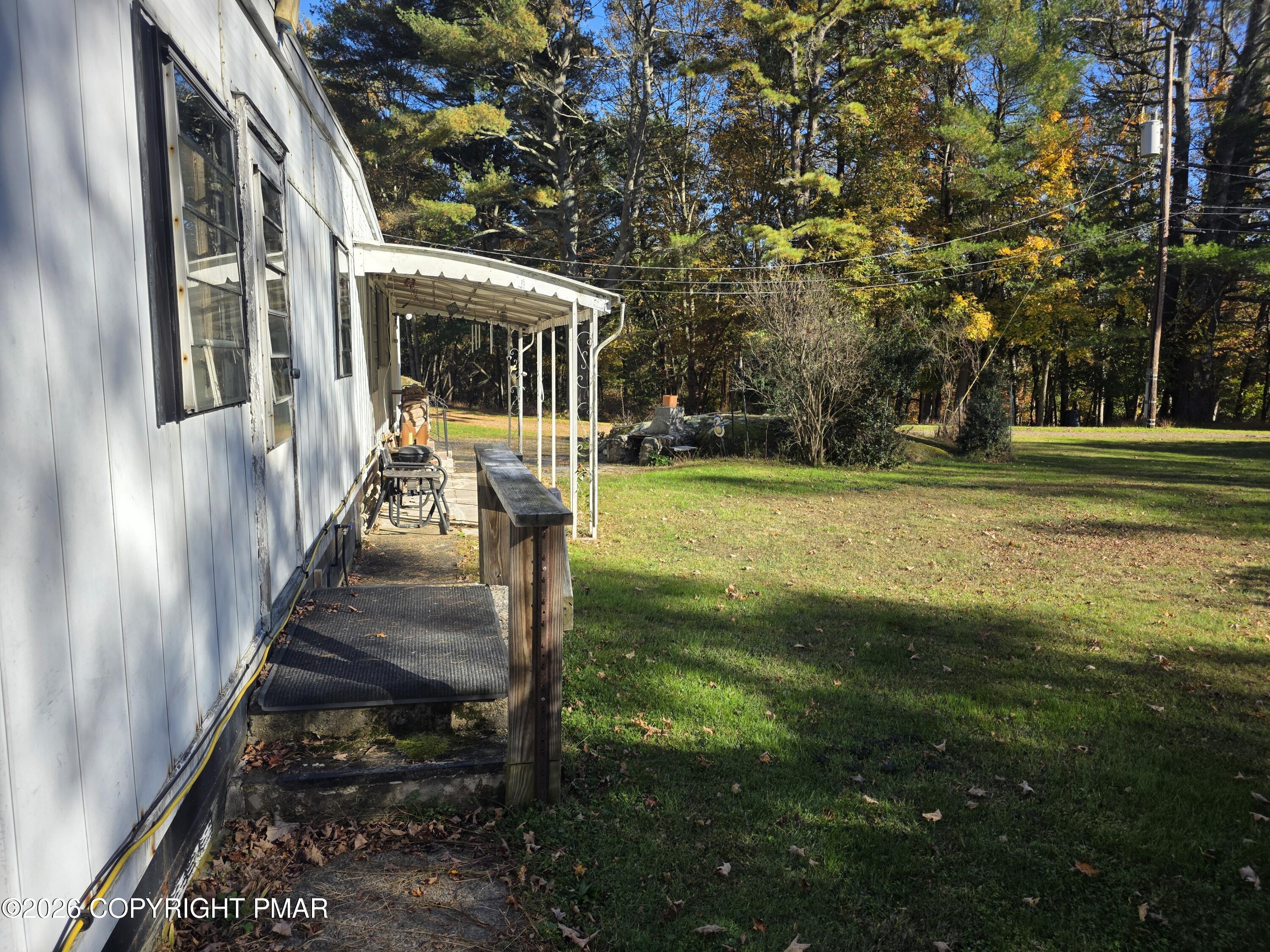 111 Garris Place Property Photo 3