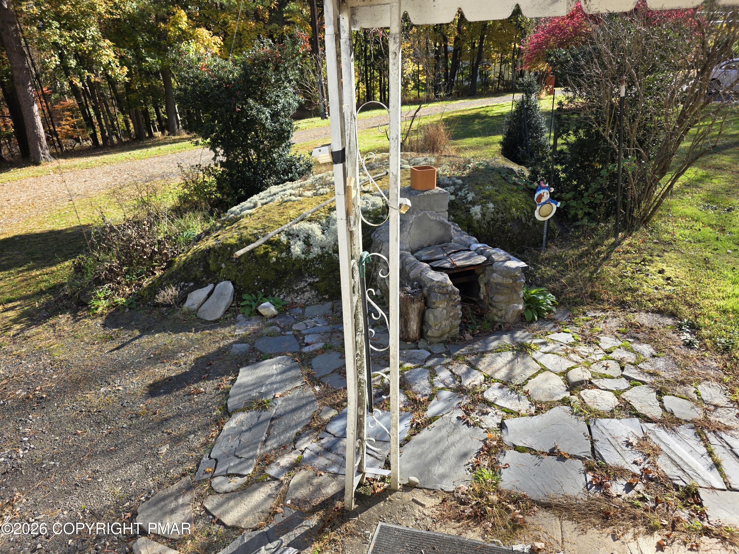 111 Garris Place Property Photo 10