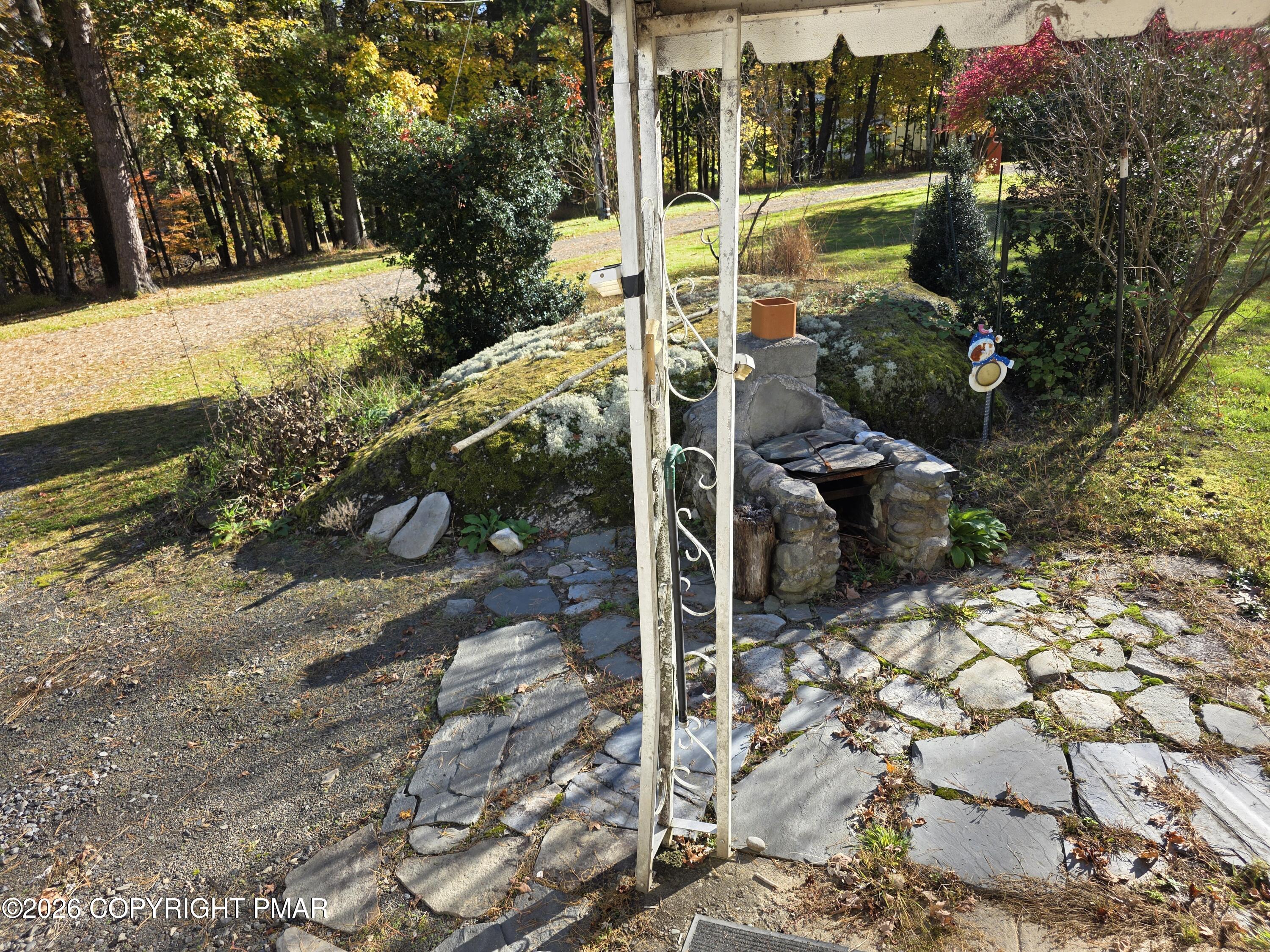 111 Garris Place Property Photo 11
