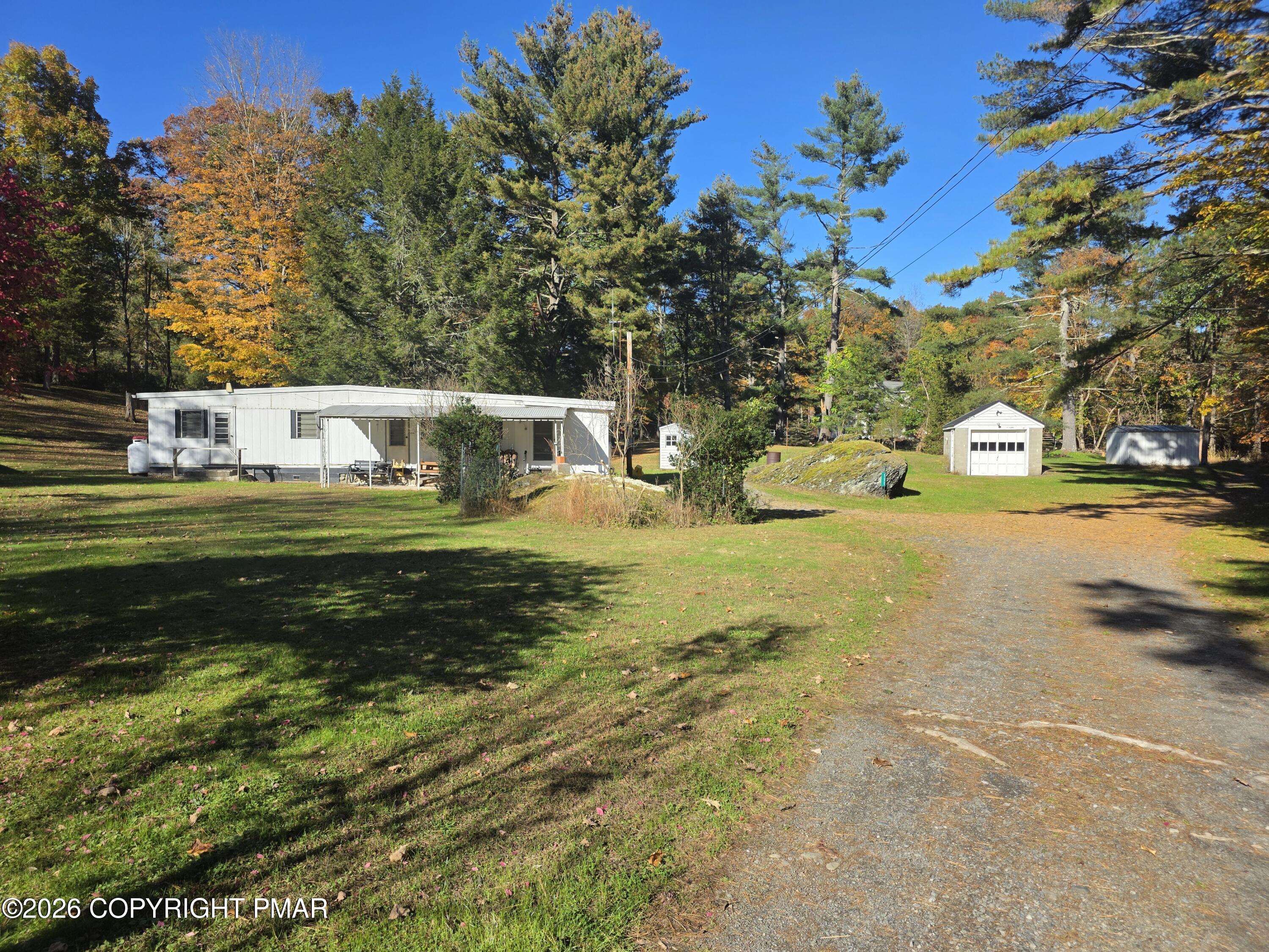 111 Garris Place Property Photo 32
