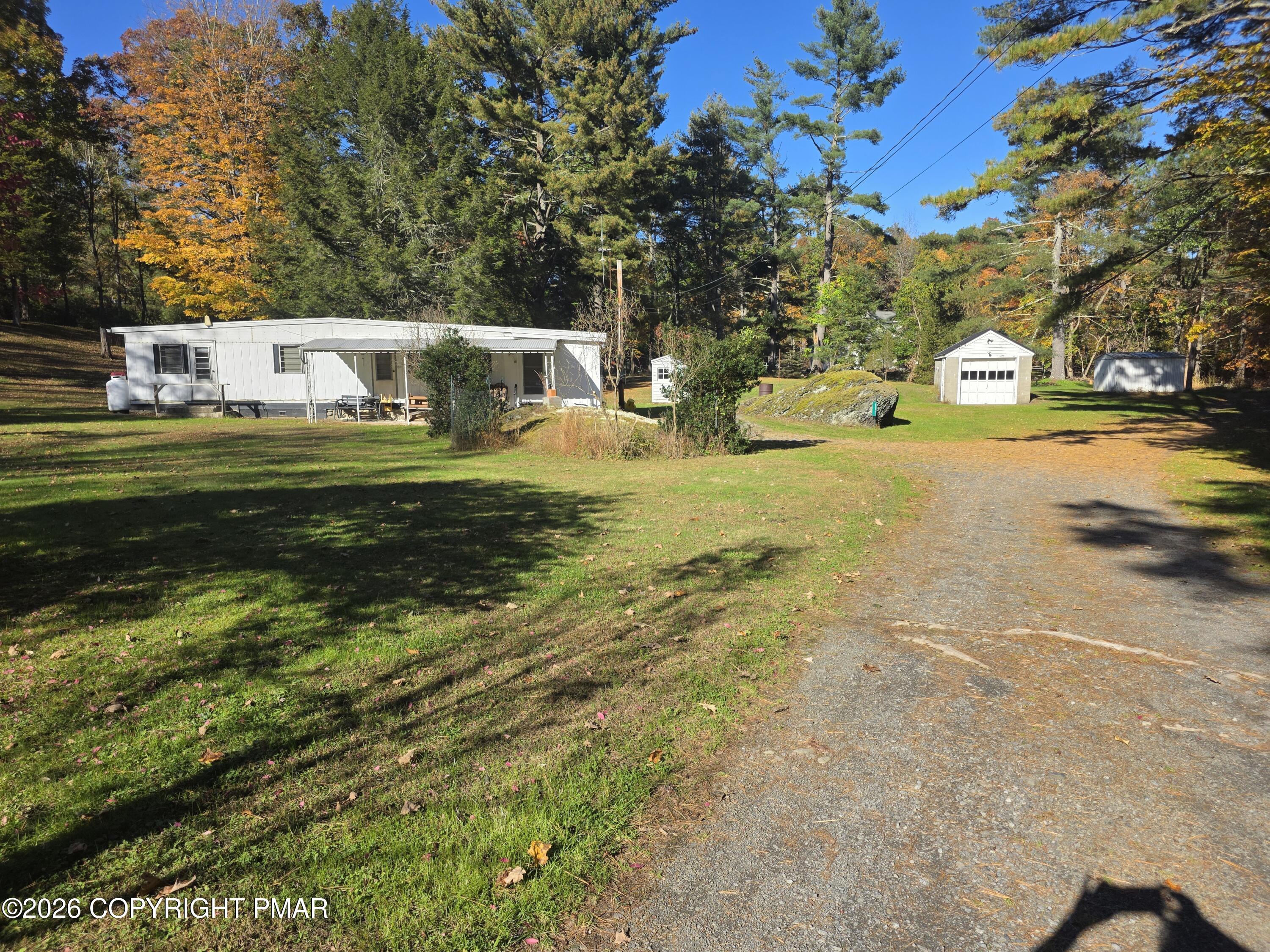 111 Garris Place Property Photo 33