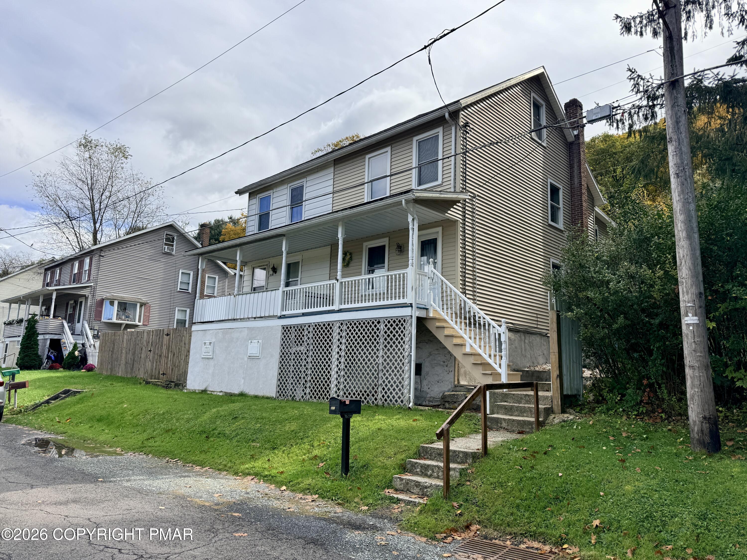 209 Yard Street Property Photo 1