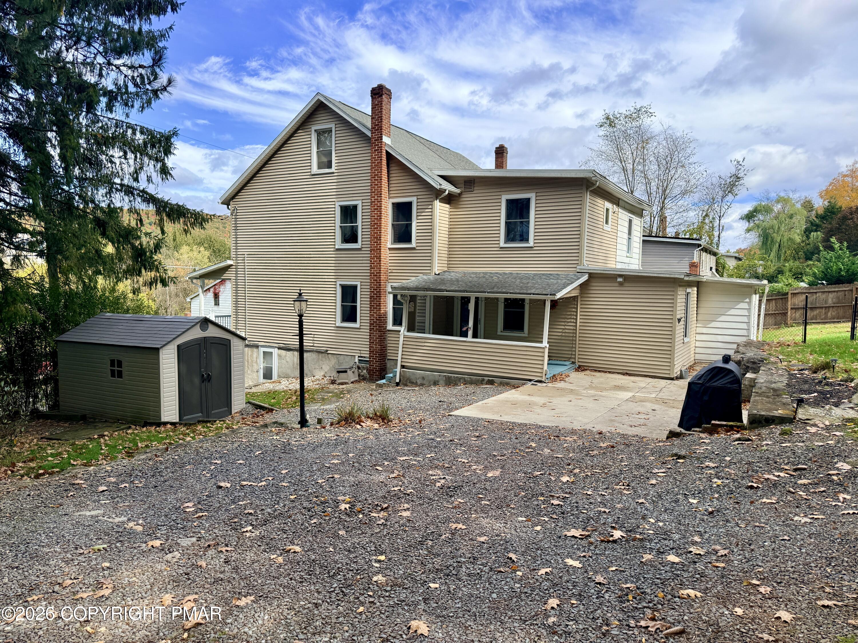 209 Yard Street Property Photo 5
