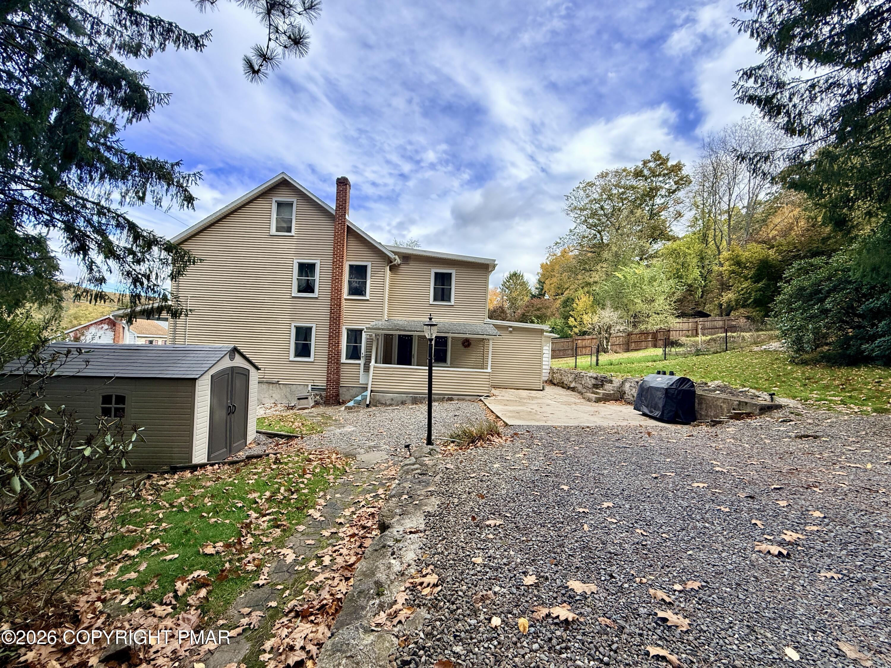 209 Yard Street Property Photo 8