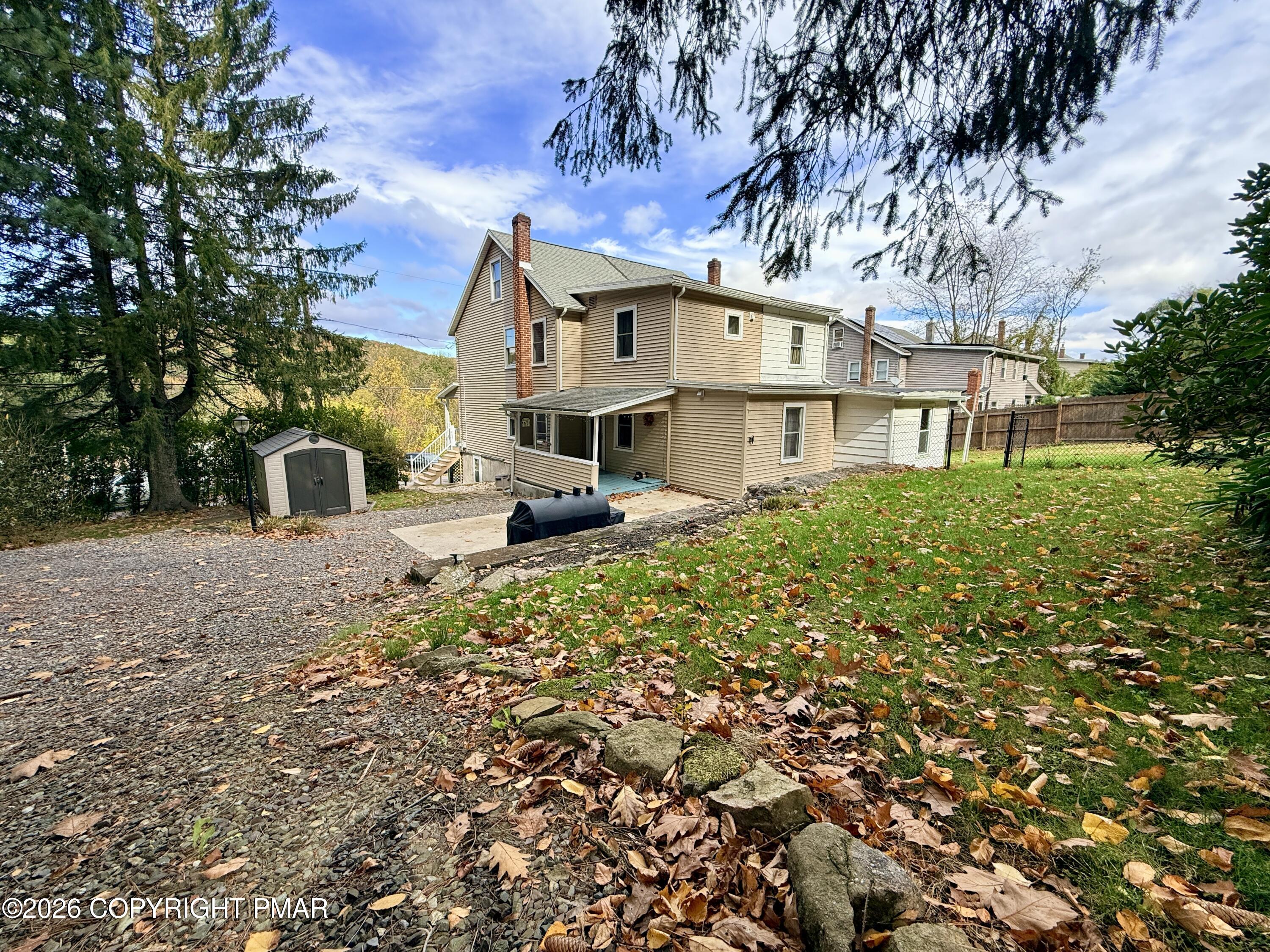 209 Yard Street Property Photo 10
