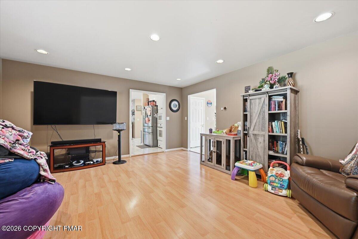 125 Estate Drive Property Photo 21
