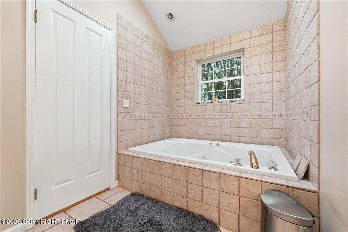 125 Estate Drive Property Photo 57