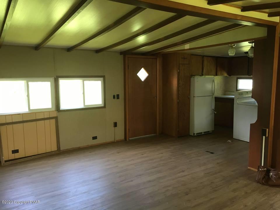 110 Kraemer Avenue Property Photo 2