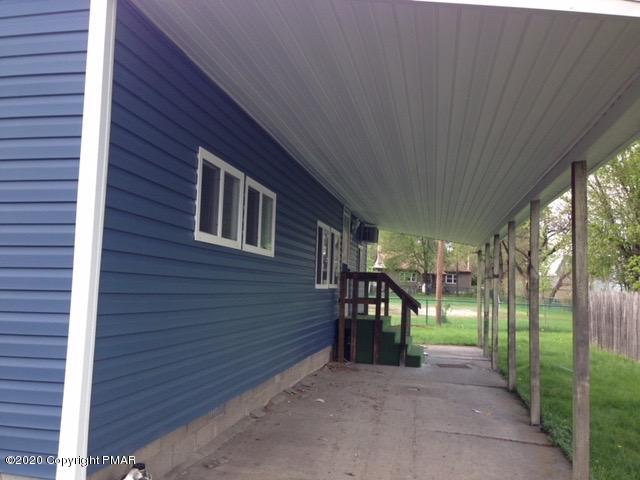 110 Kraemer Avenue Property Photo 4
