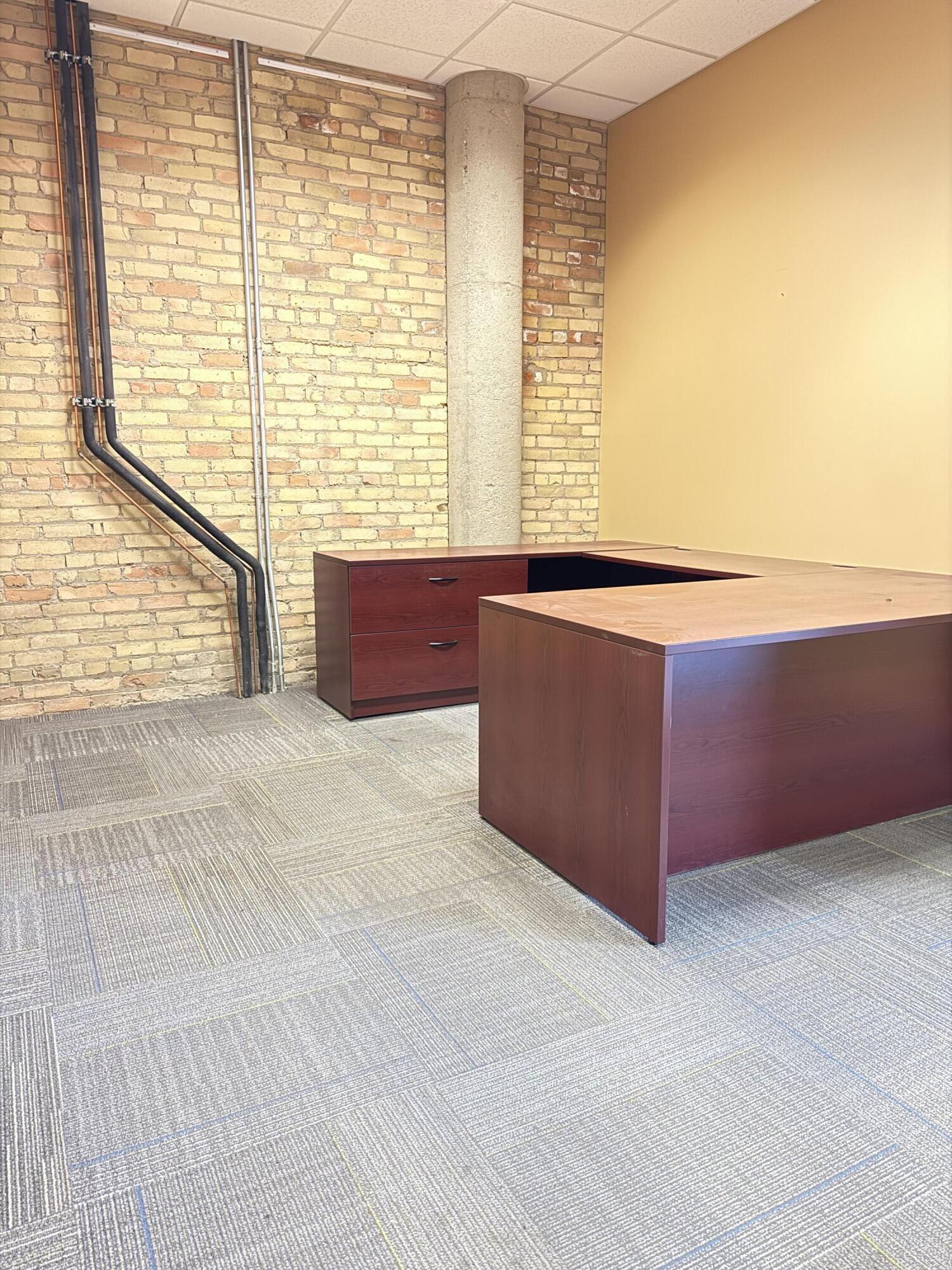 300 Northern Pacific Avenue Property Photo 10
