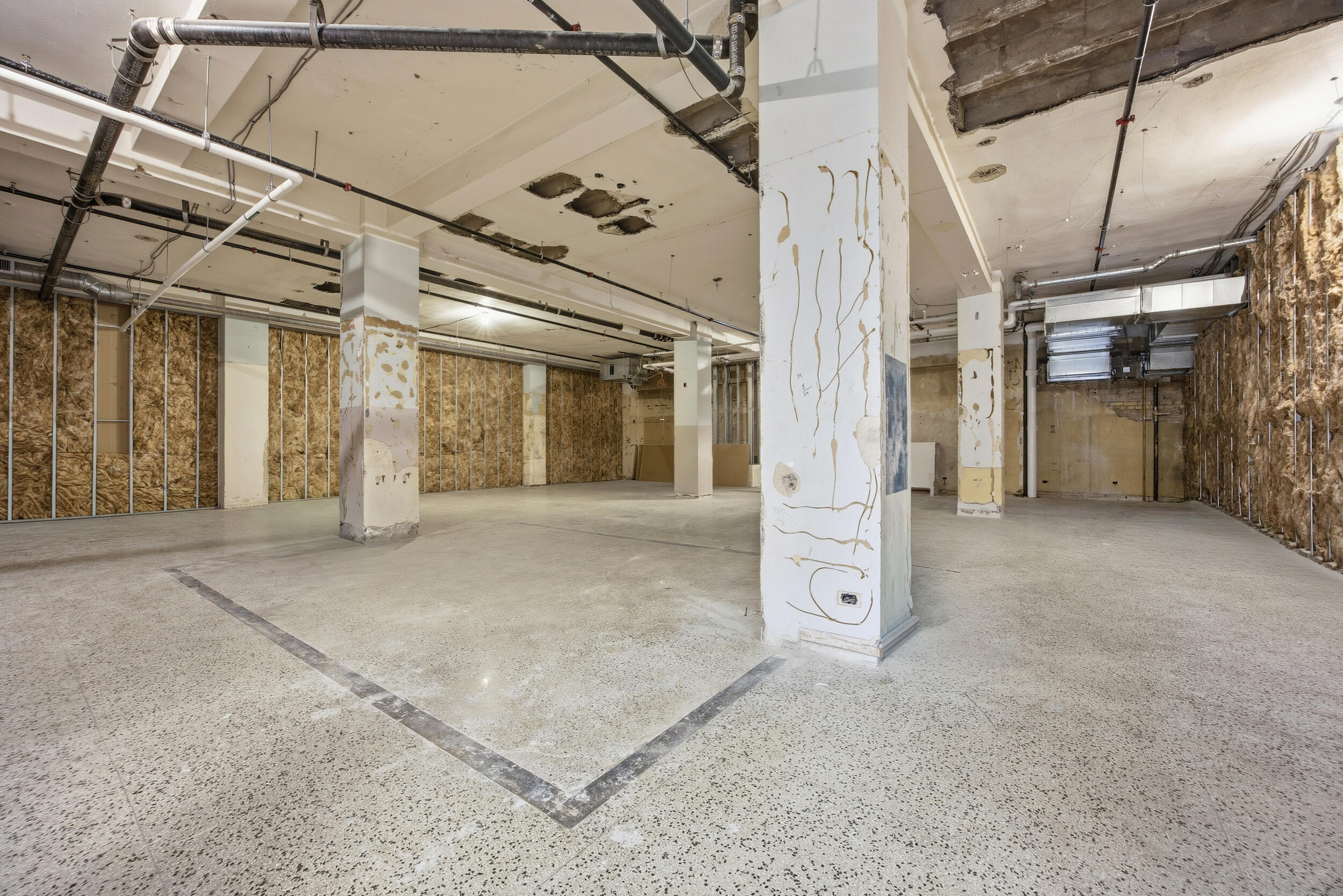118 Broadway N Property Photo 2