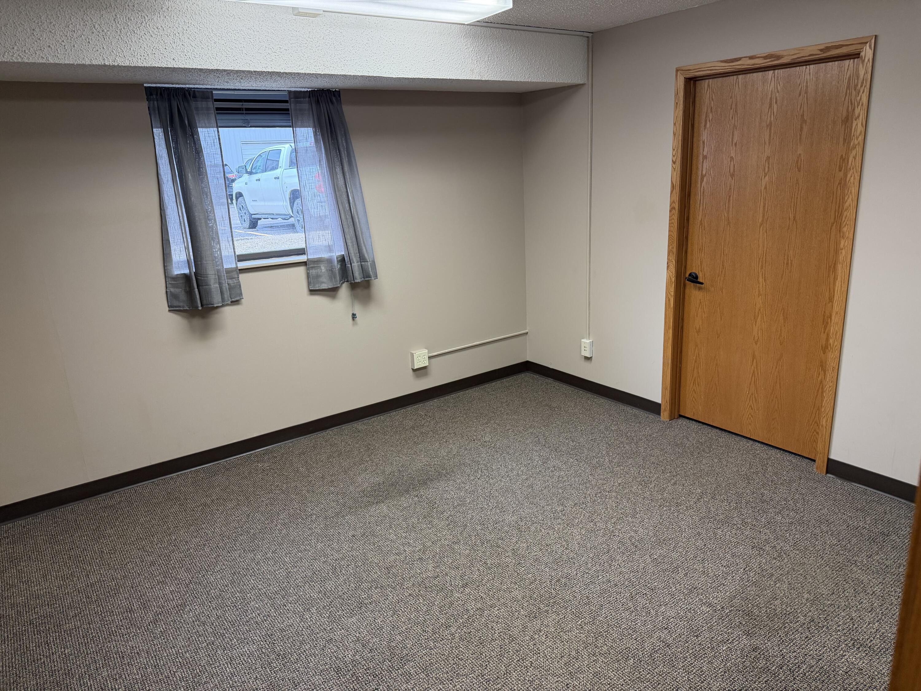3481 South University Drive Property Photo 7